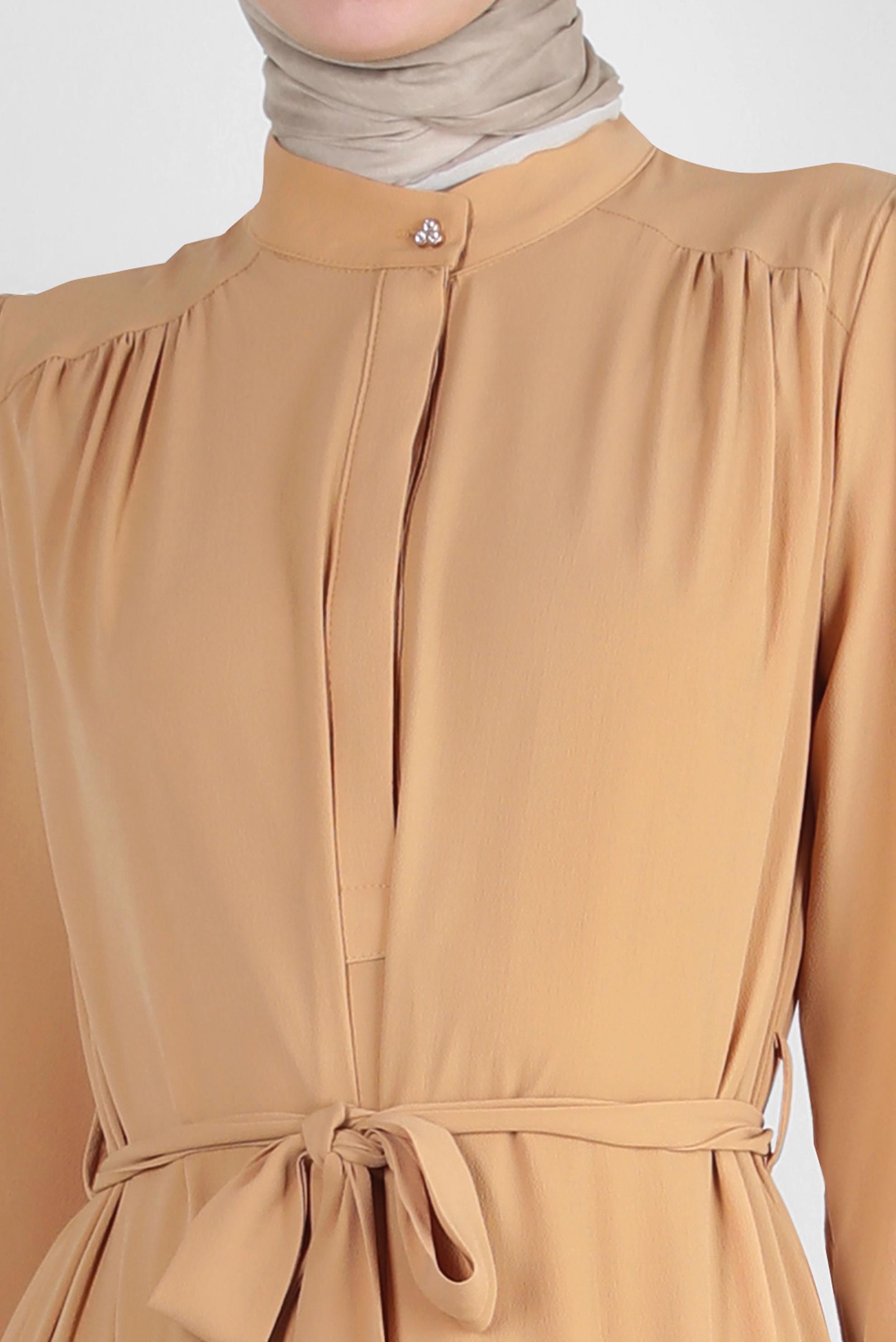 Tesettür giyim KAHVE YAKASI DÜĞMELİ KUŞAKLI ELBİSE 43862