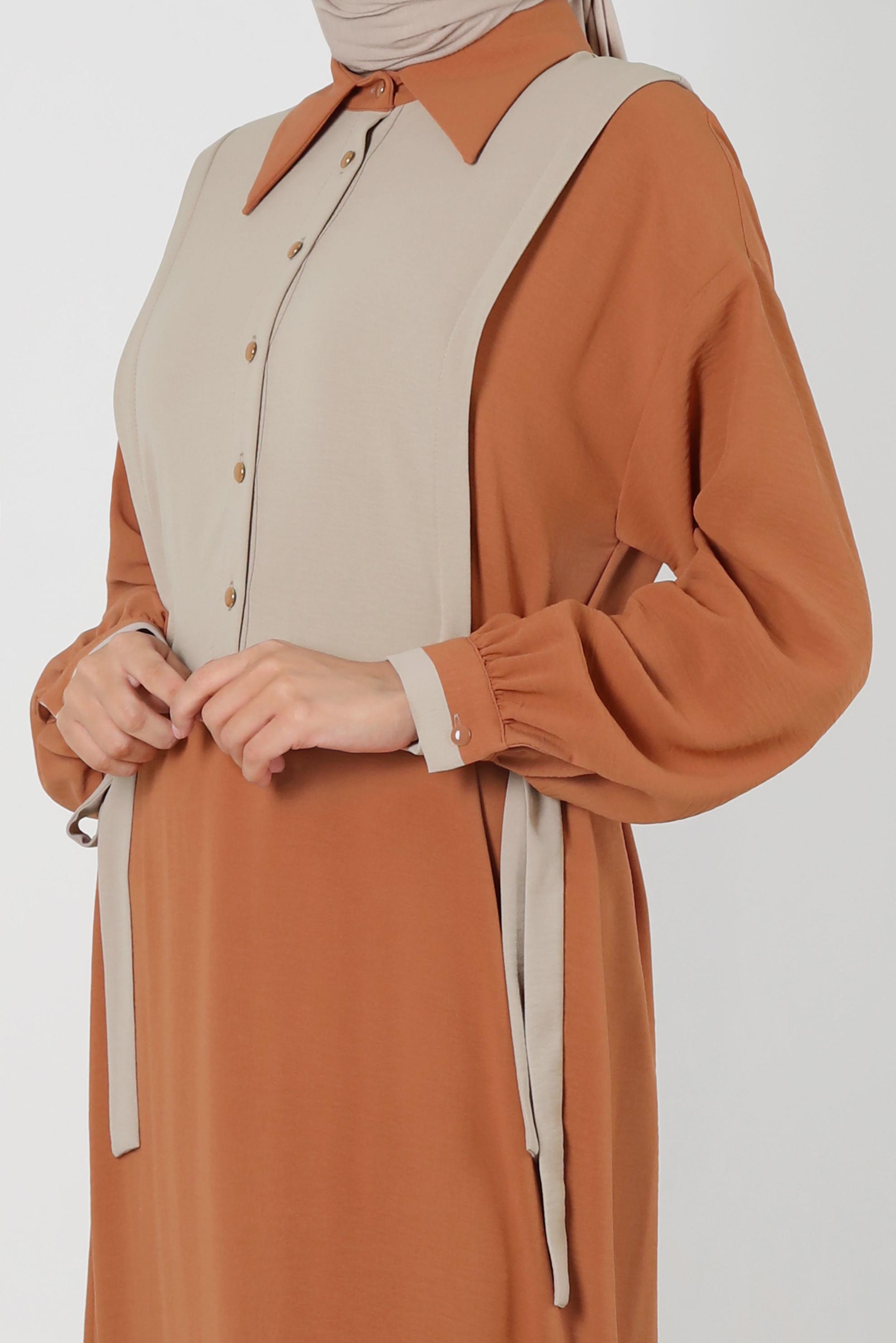 Tesettür giyim KAHVE YANI BAĞLAMA DETAYLI İKİ RENKLİ ELBİSE 43936