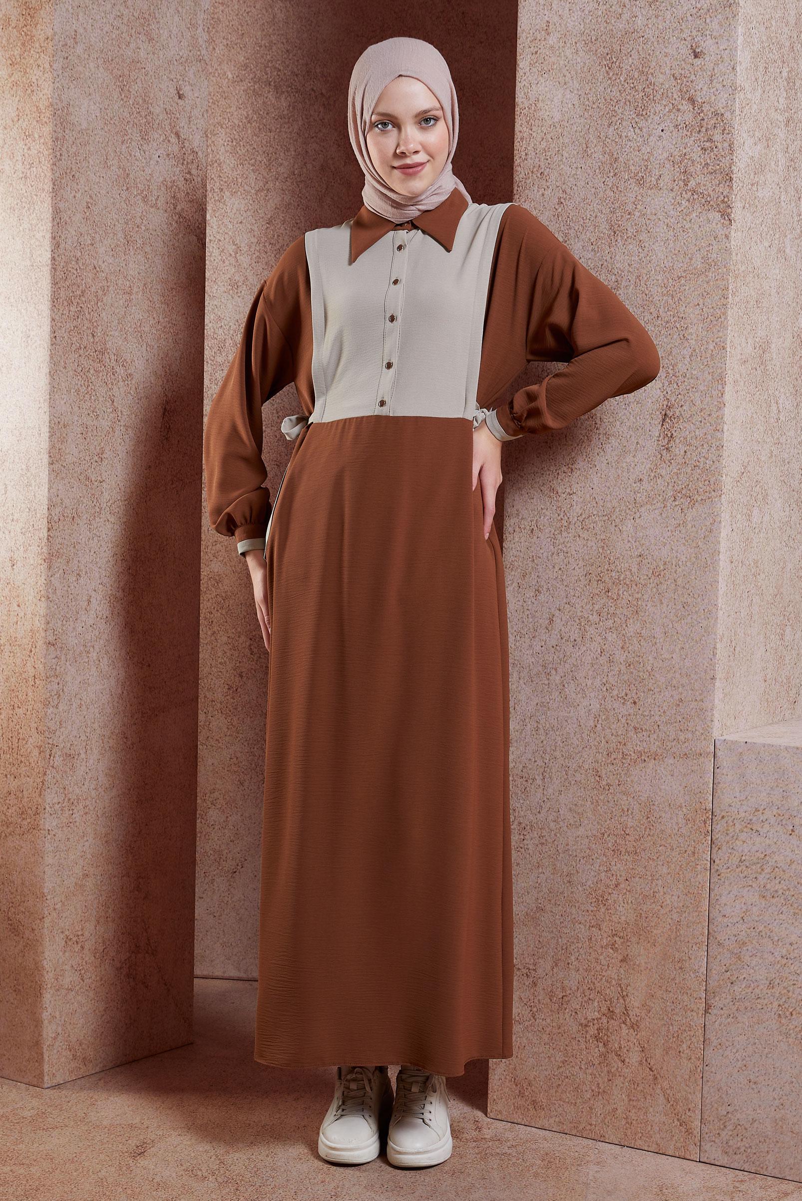 Tesettür giyim TABA YANI BAĞLAMA DETAYLI İKİ RENKLİ ELBİSE 43936