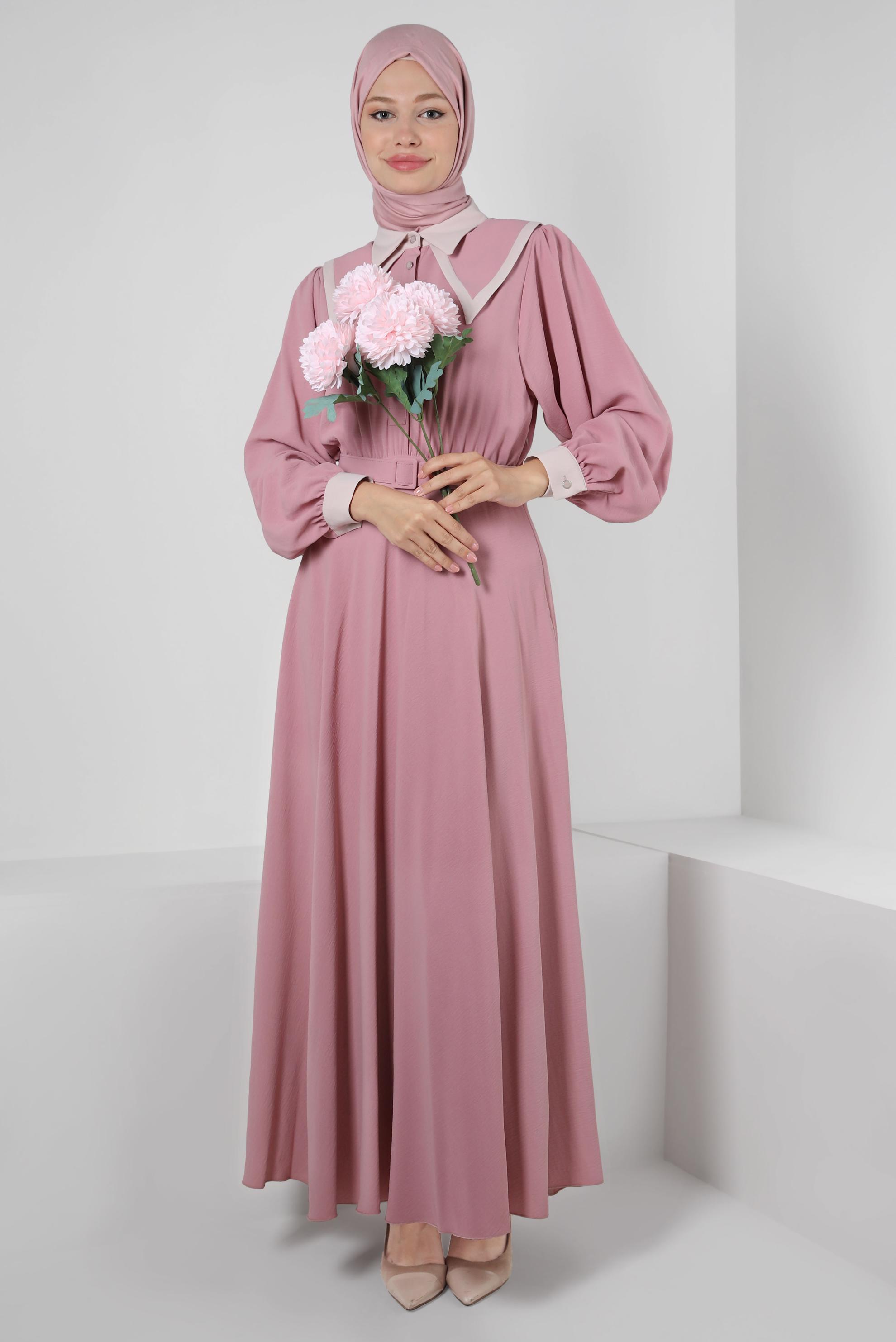 Tesettür giyim PUDRA YAKA DETAYLI DÜĞMELİ KEMERLİ ELBİSE 43937