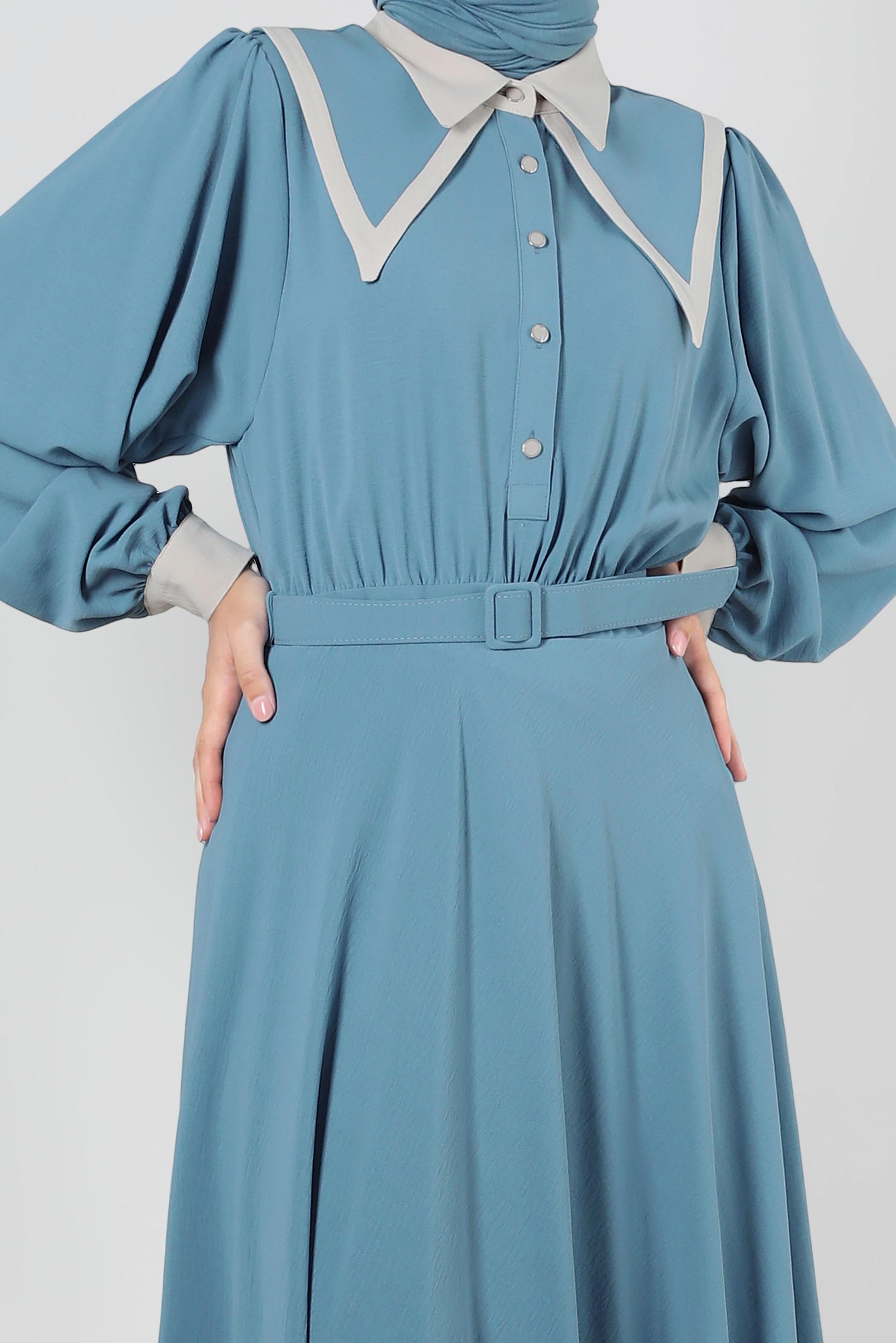 Tesettür giyim MAVİ YAKA DETAYLI DÜĞMELİ KEMERLİ ELBİSE 43937