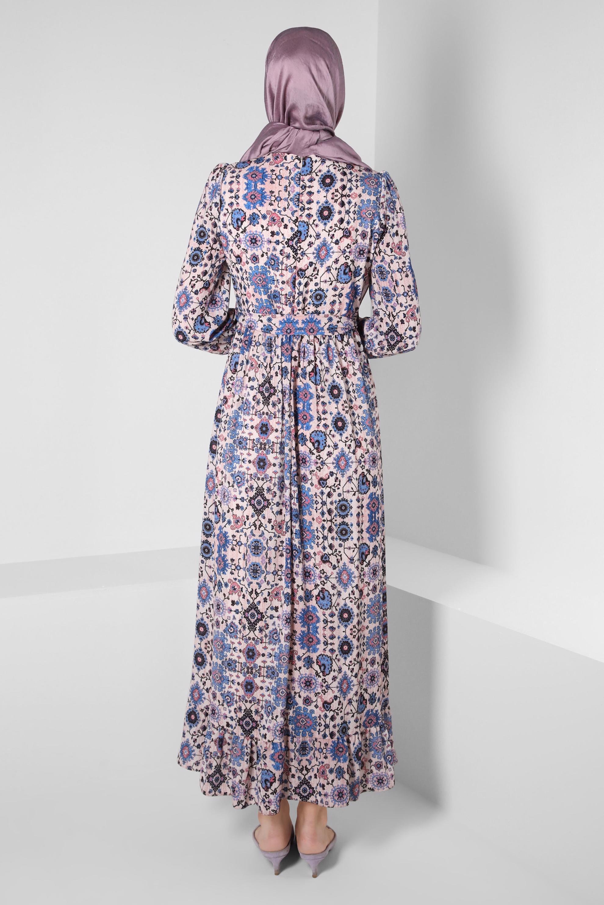 Tesettür giyim MAVİ ETNİK DESENLİ KUŞAKLI ELBİSE 43947