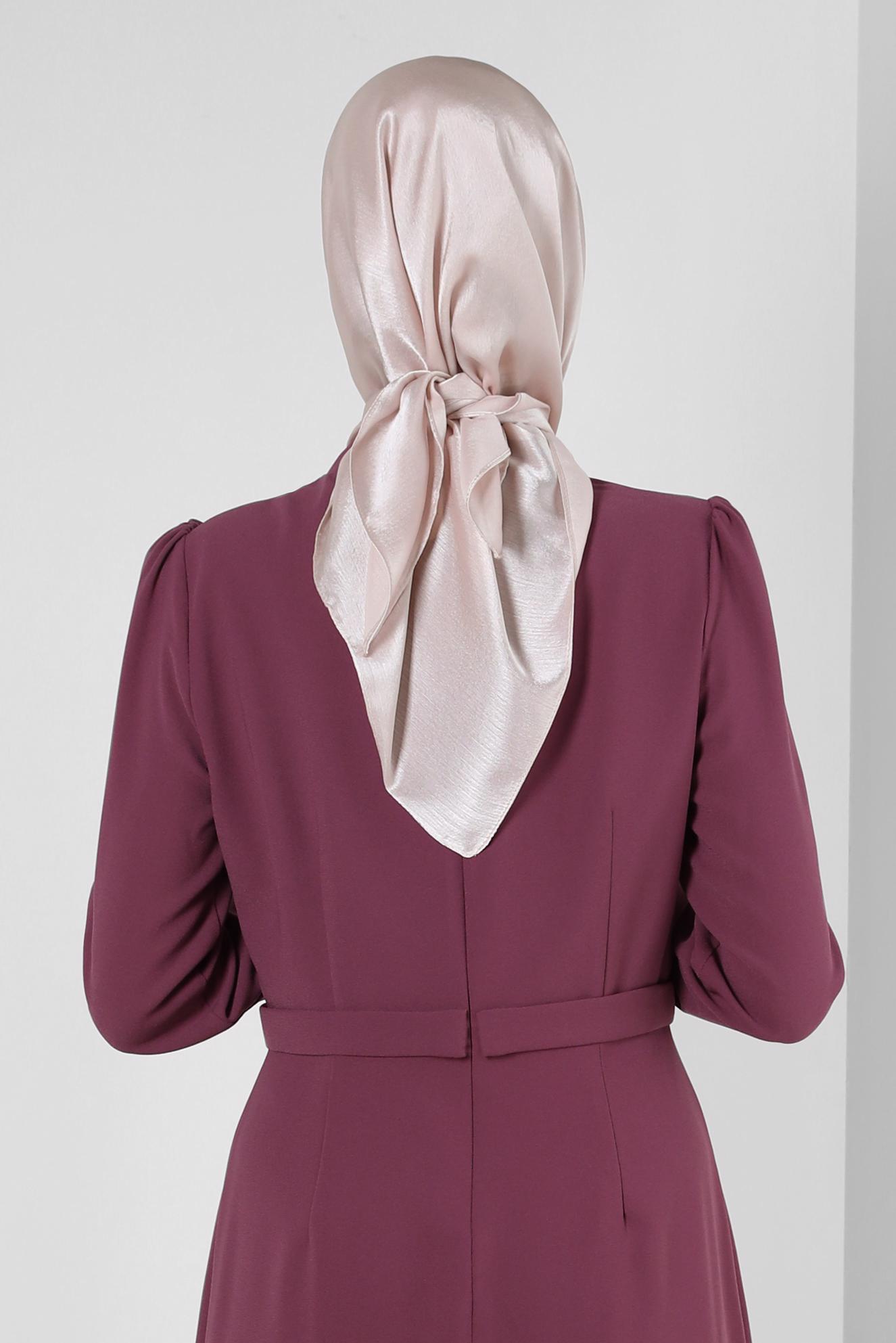 Tesettür giyim BEJ ALVİNA JANJANLI EŞARP 8255