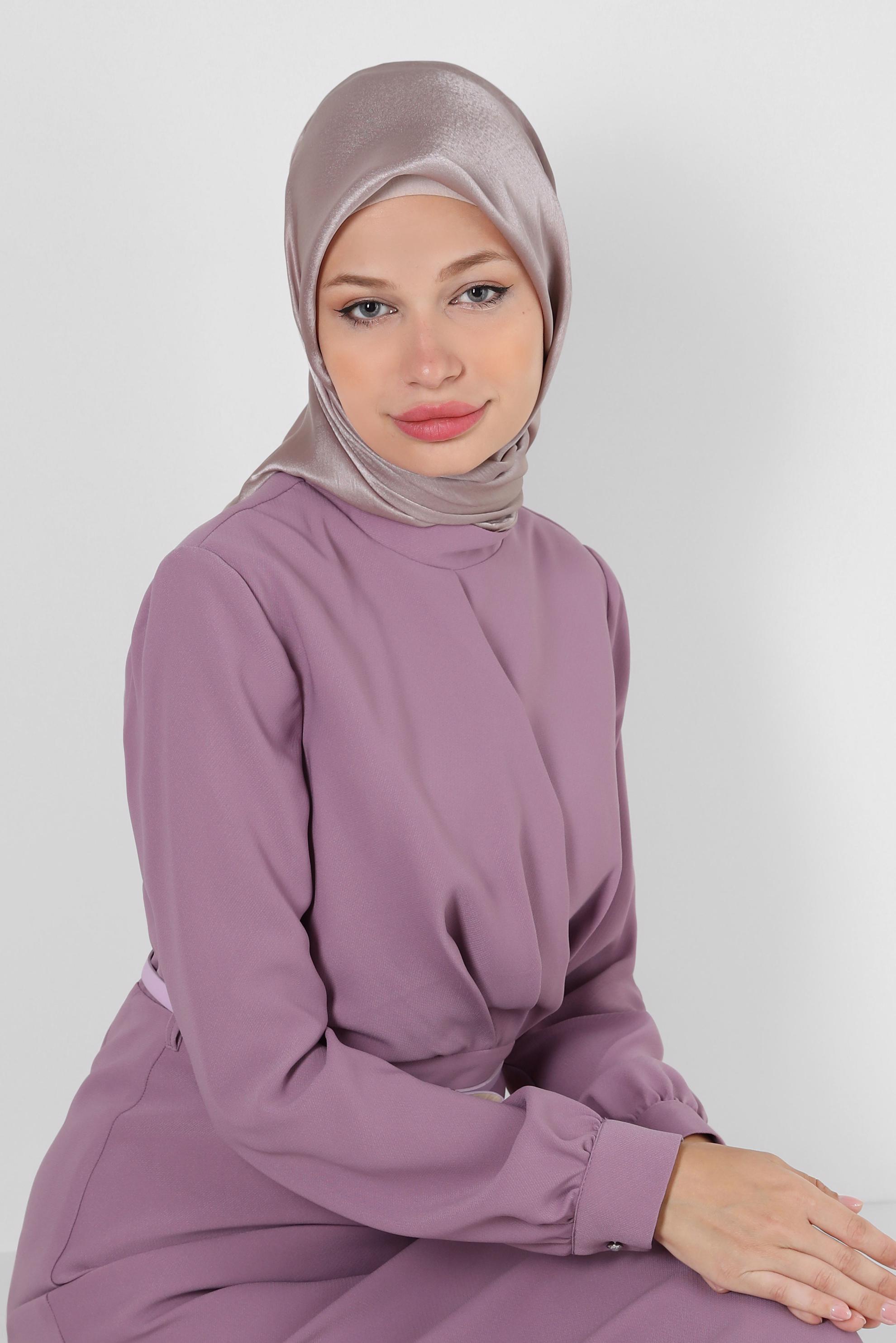 Tesettür giyim VİZON ALVİNA JANJANLI EŞARP 8255