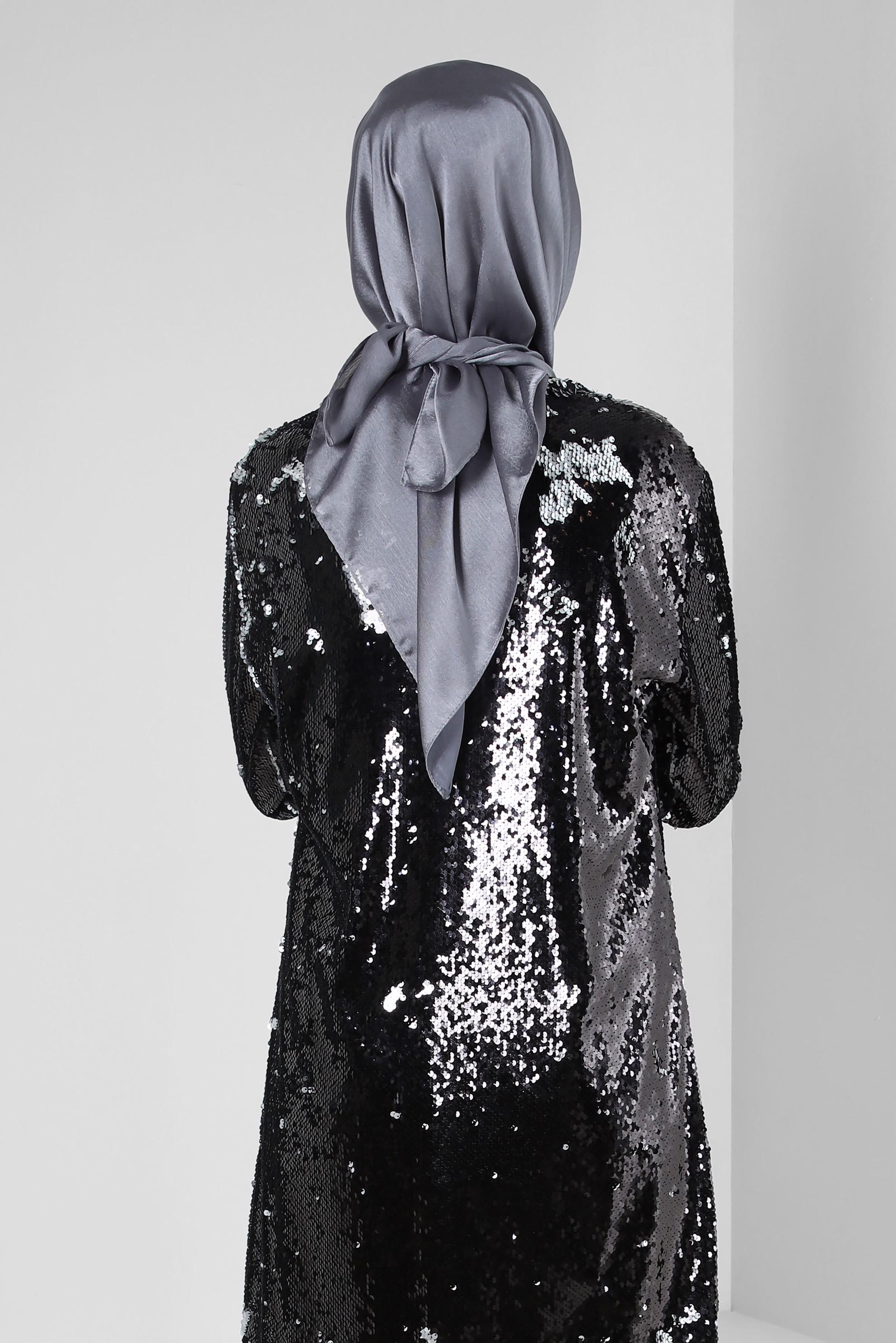 Tesettür giyim GRİ ALVİNA JANJANLI EŞARP 8255