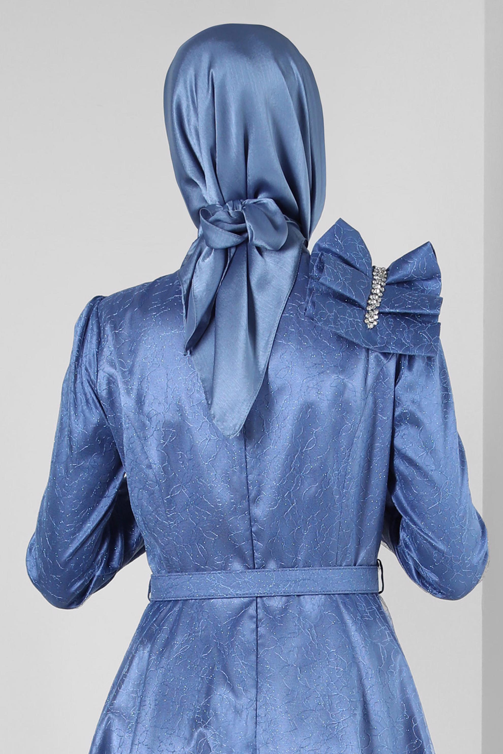 Tesettür giyim MAVİ ALVİNA JANJANLI EŞARP 8255