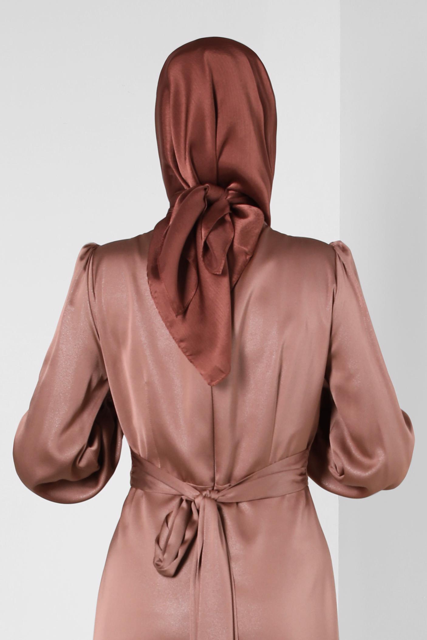 Tesettür giyim TABA ALVİNA JANJANLI EŞARP 8255