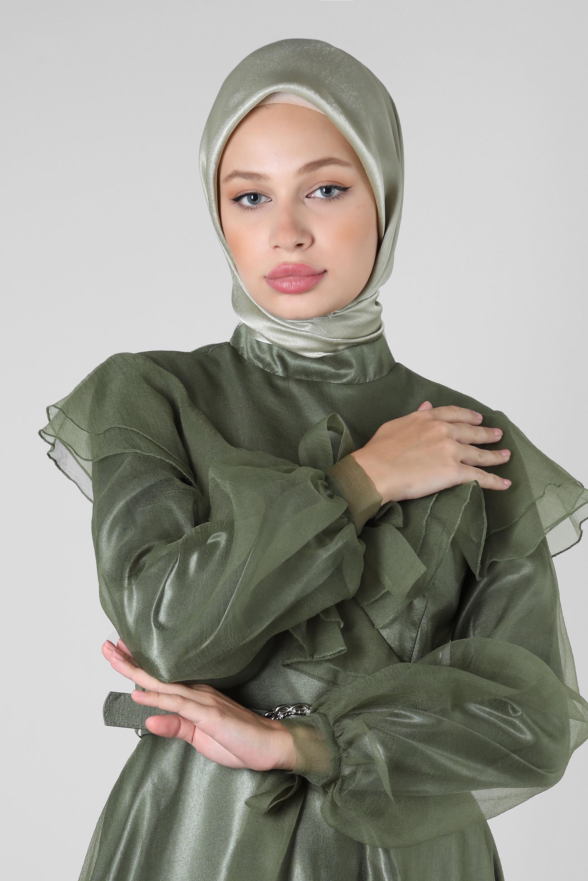 Tesettür giyim YEŞİL ALVİNA JANJANLI EŞARP 8255