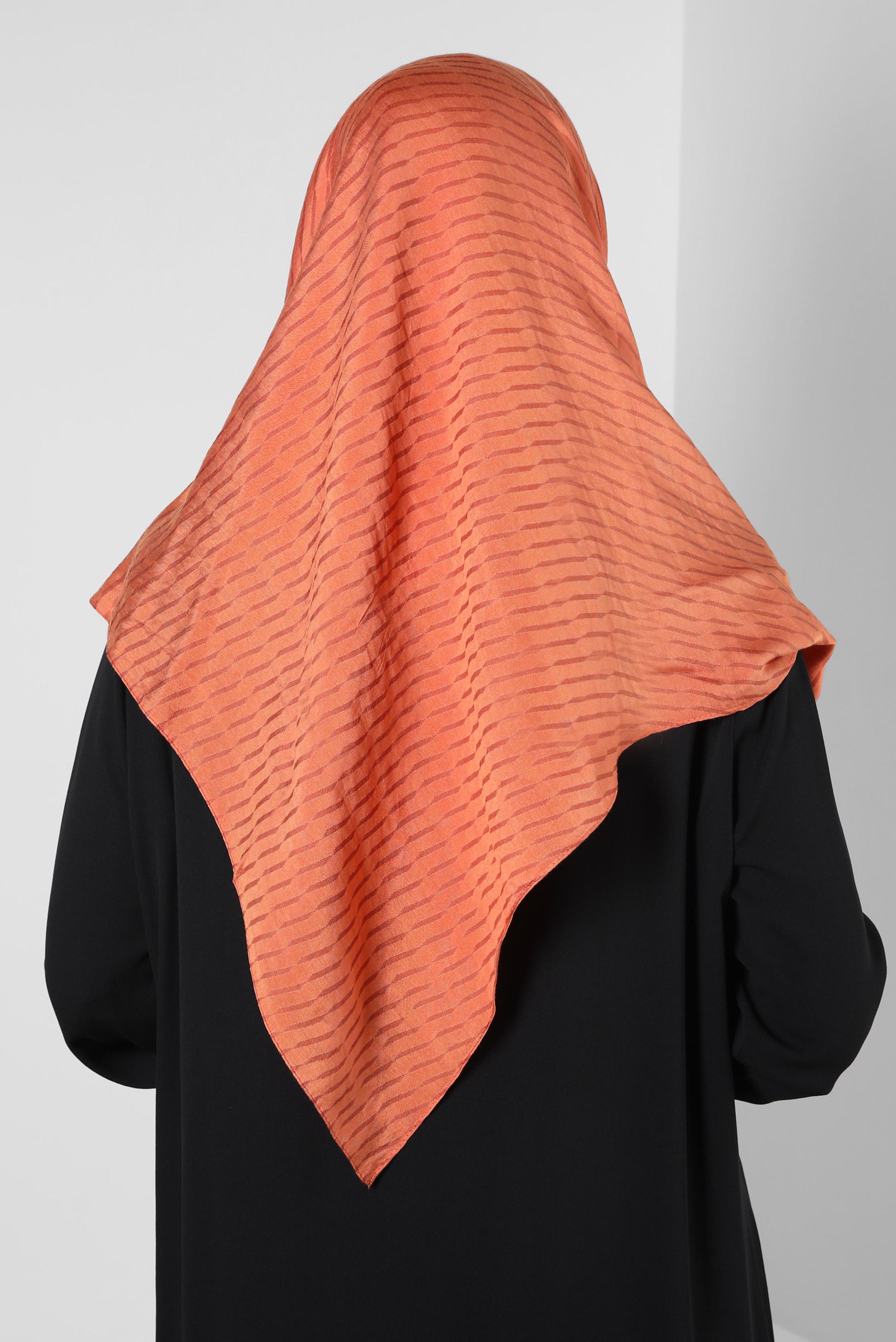 Tesettür giyim TURUNCU ALVİNA ÇİZGİ DESENLİ VİSKON EŞARP 8257