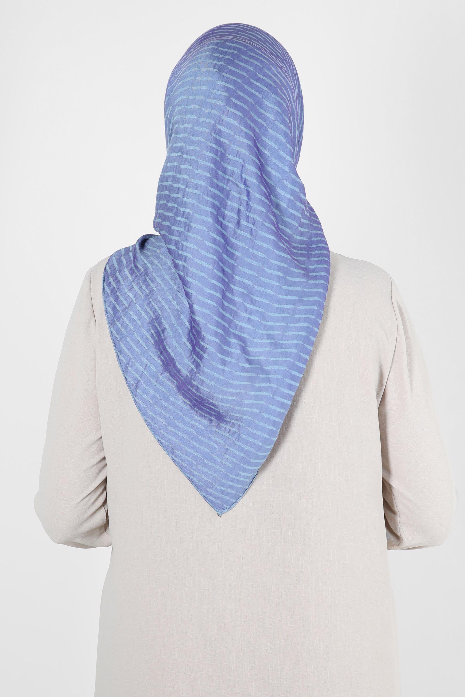 Tesettür giyim LACİVERT ALVİNA ÇİZGİ DESENLİ VİSKON EŞARP 8257