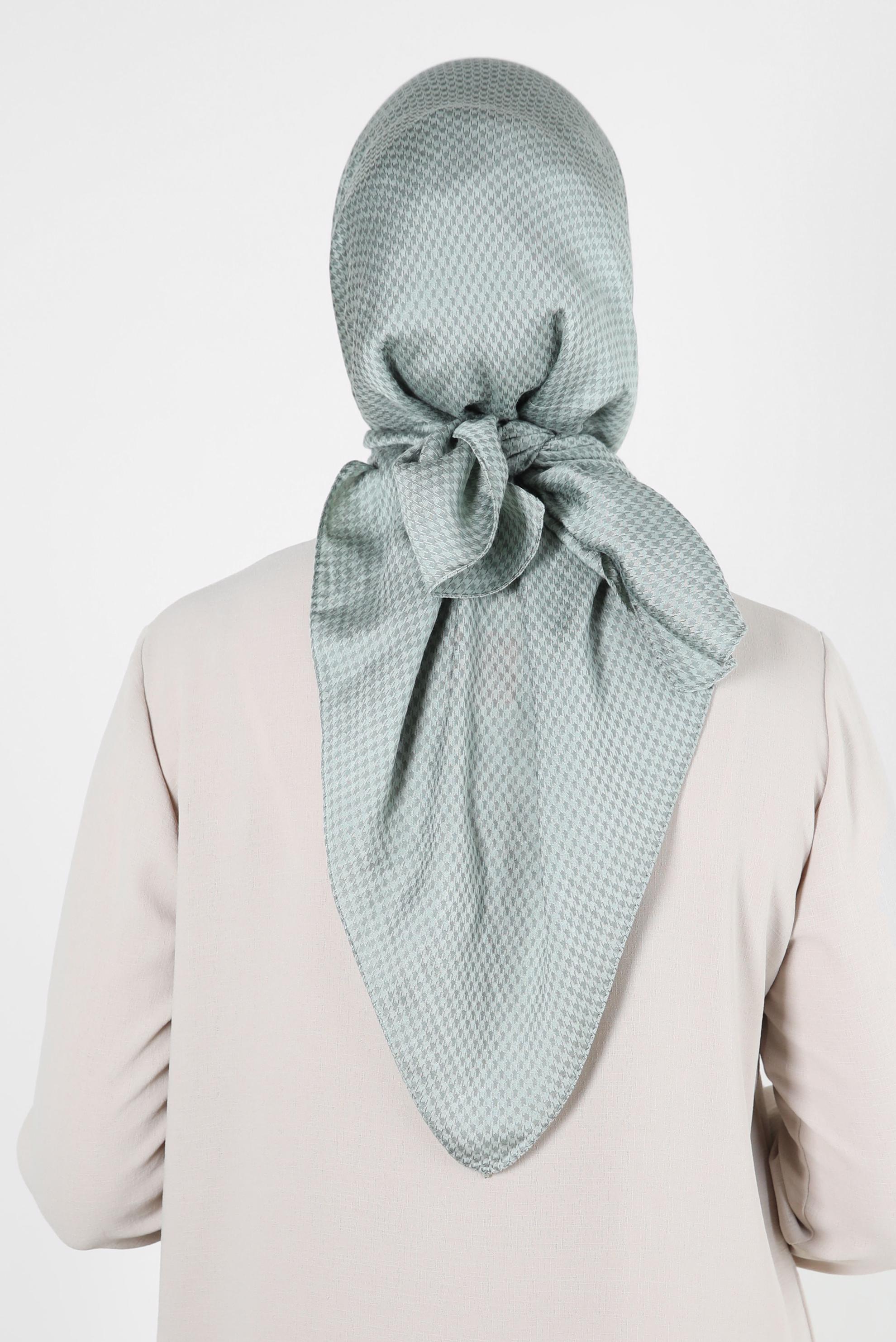 Tesettür giyim YEŞİL ALVİNA KAZAYAĞI DESEN VİSKON EŞARP 8259 