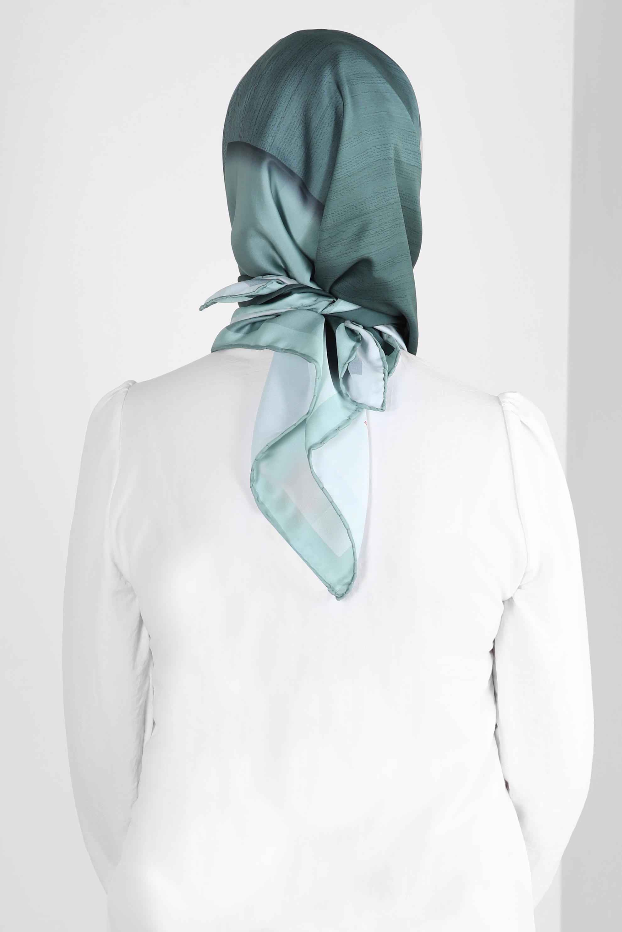 Tesettür giyim YEŞİL ALVİNA DİJİTAL EŞARP 8260