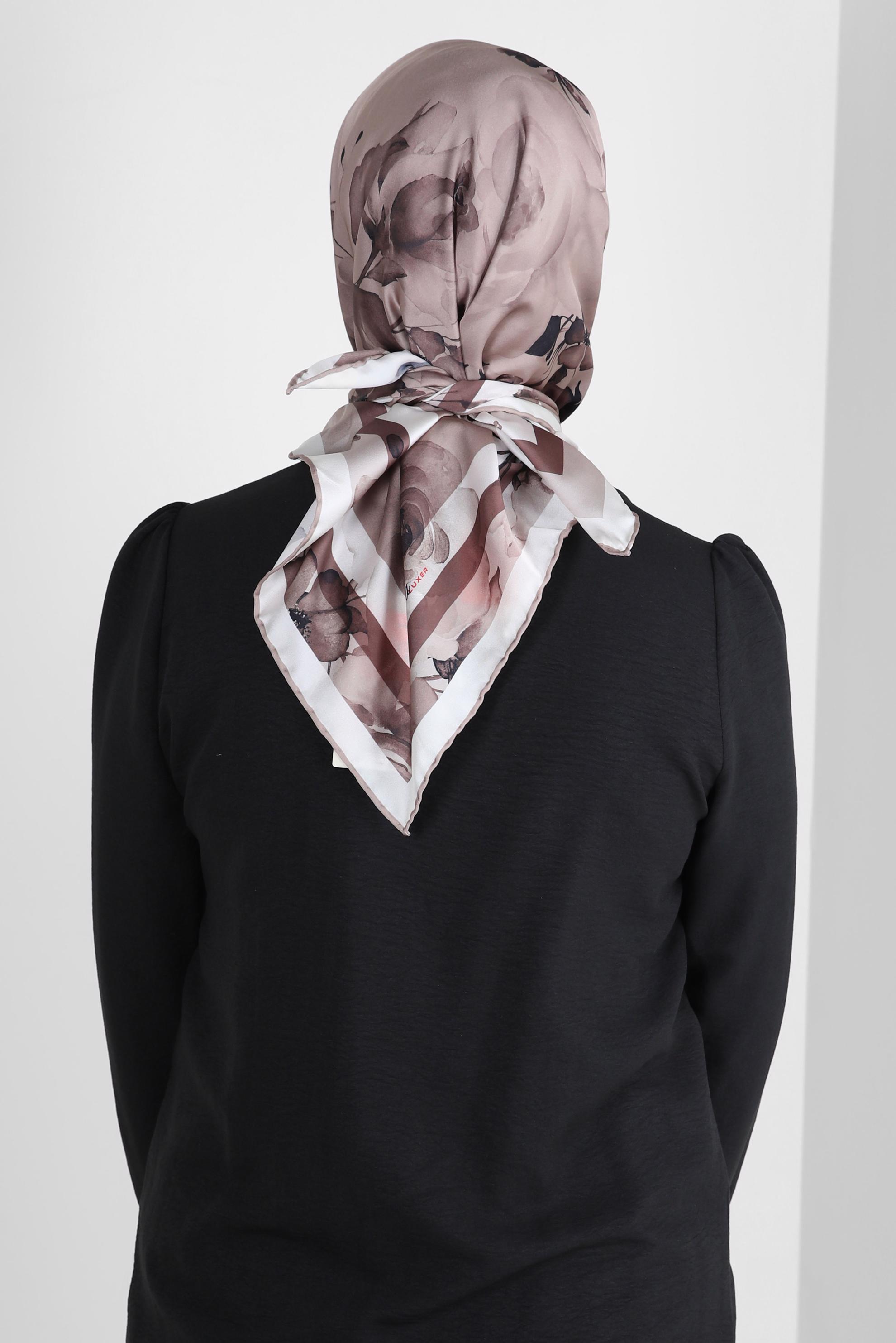 Tesettür giyim KAHVE ALVİNA DESENLİ DİJİTAL EŞARP 8261