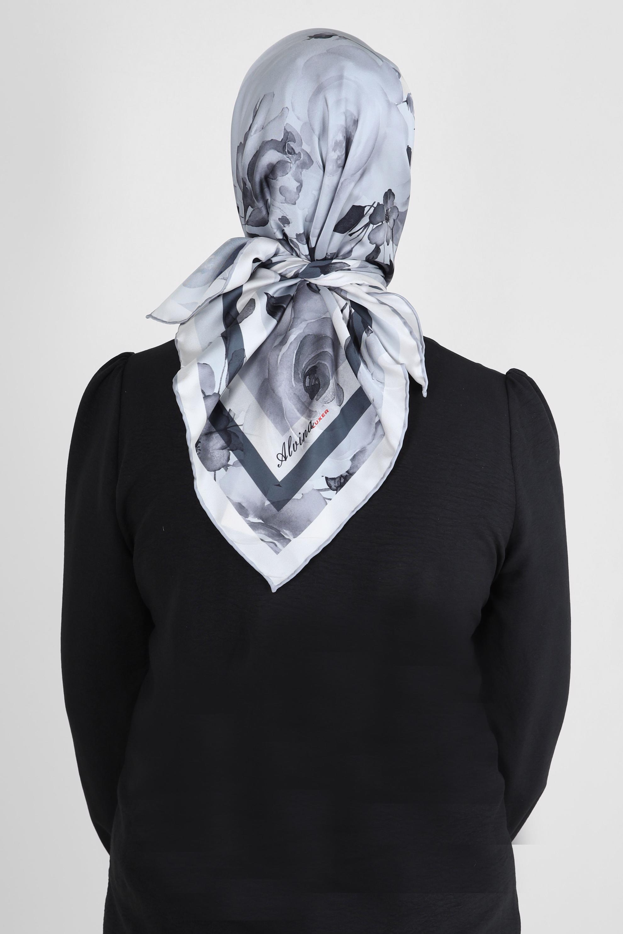 Tesettür giyim GÜMÜŞ ALVİNA DESENLİ DİJİTAL EŞARP 8261