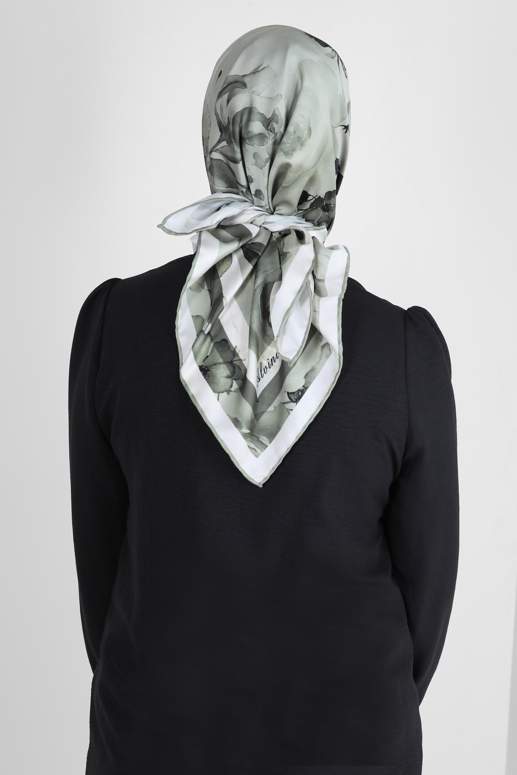 Tesettür giyim YEŞİL ALVİNA DESENLİ DİJİTAL EŞARP 8261