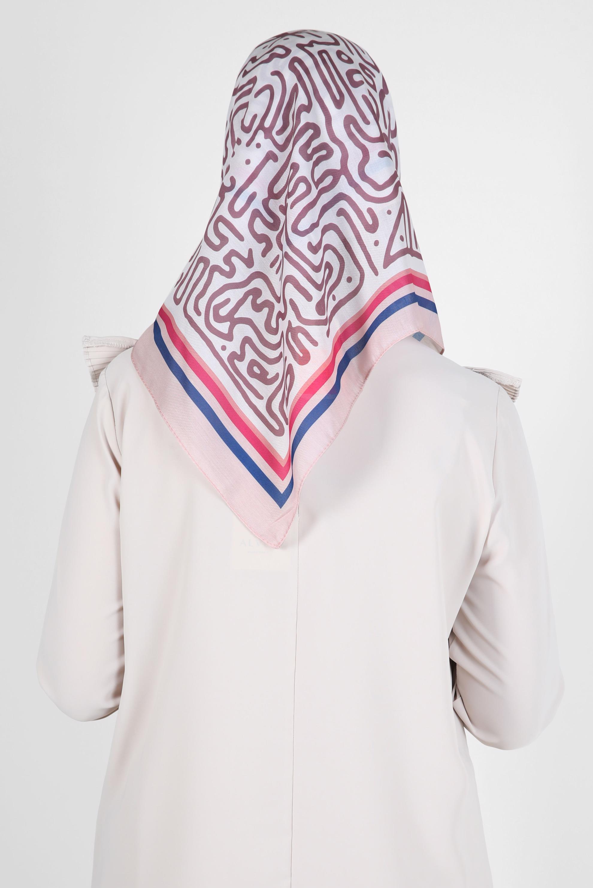 Tesettür giyim PUDRA ALVİNA DESENLİ EŞARP 8263