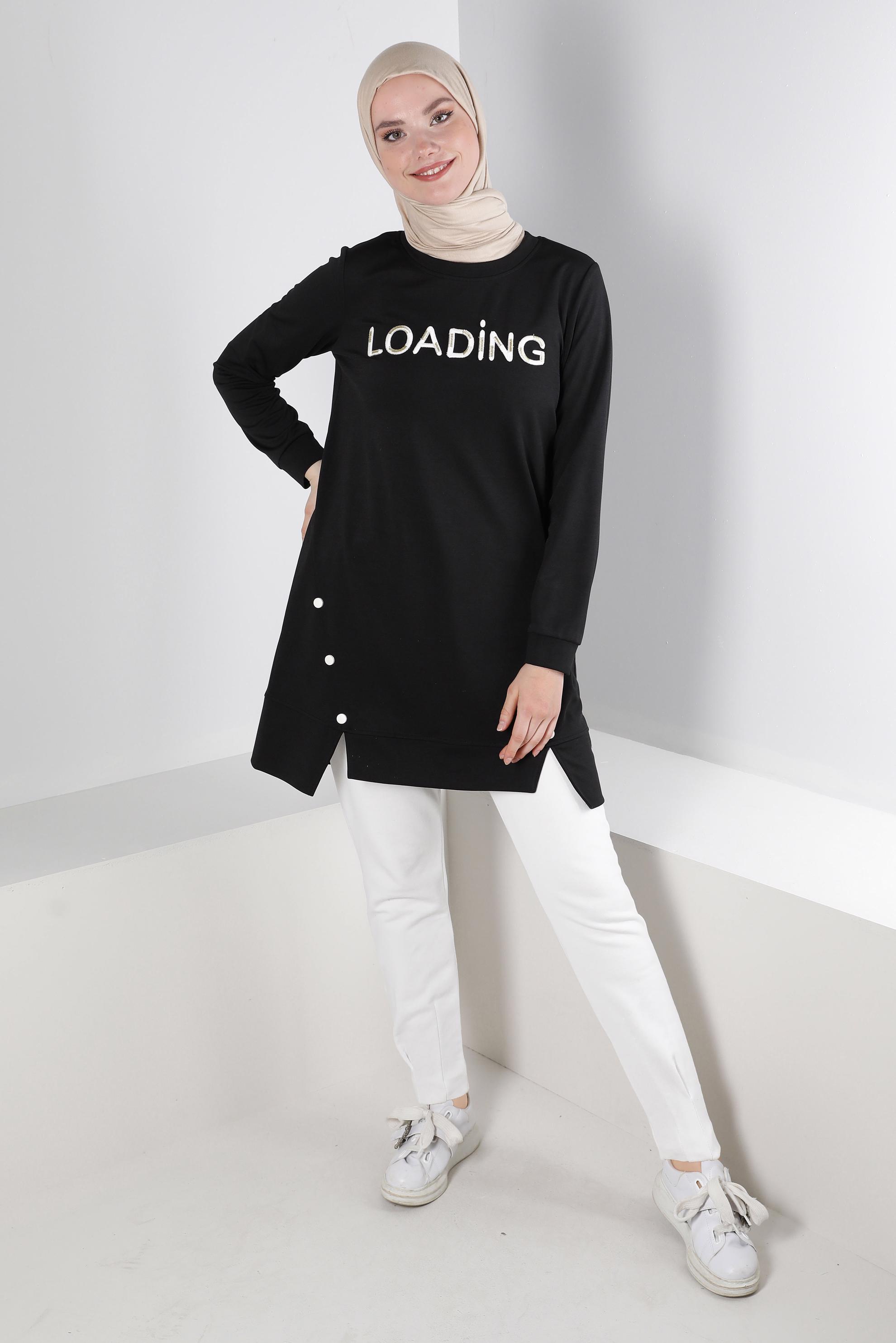 Tesettür giyim SİYAH YAZI BASKILI DÜĞME DETAYLI EŞOFMAN TUNİK 43348