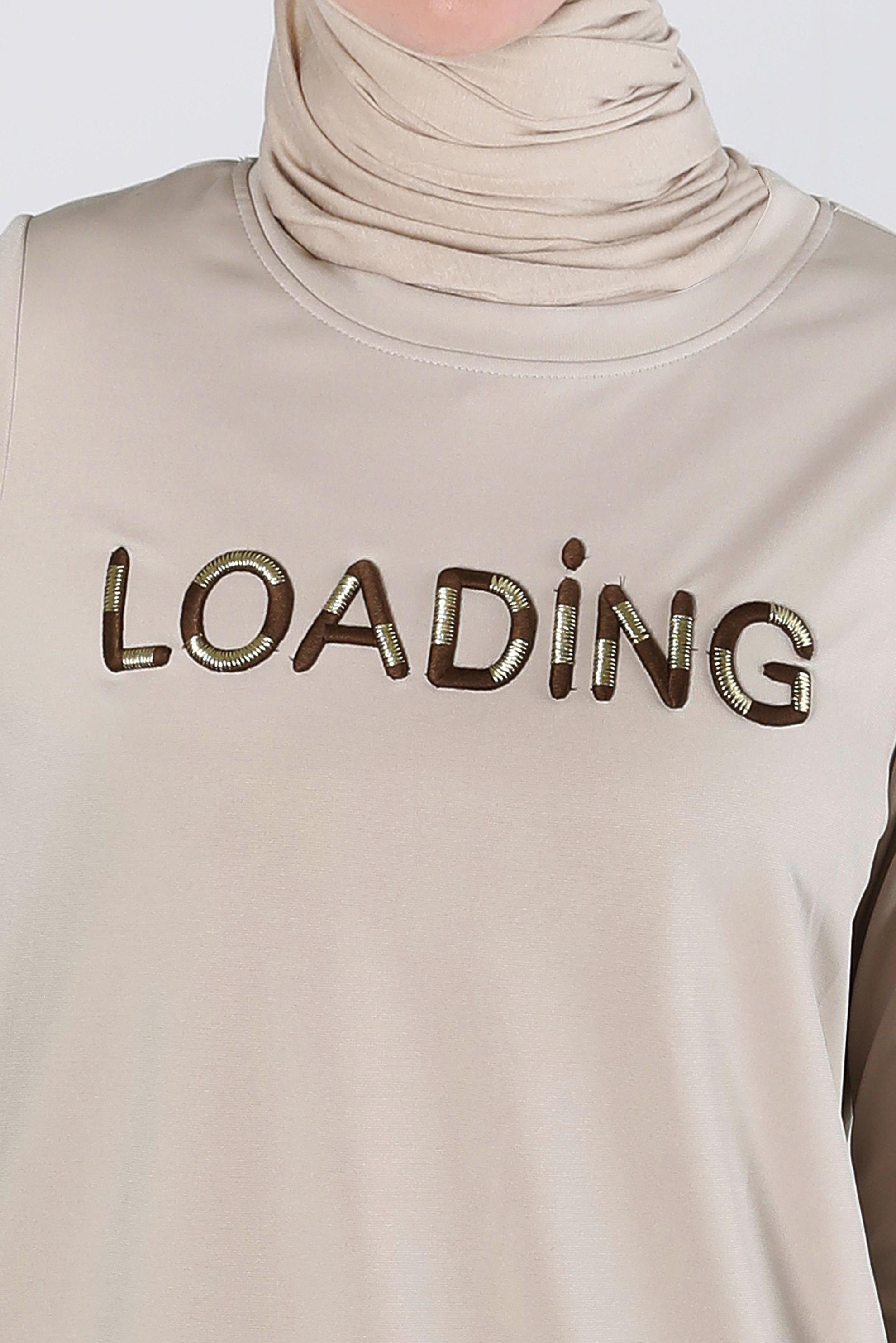 Tesettür giyim BEJ YAZI BASKILI DÜĞME DETAYLI EŞOFMAN TUNİK 43348