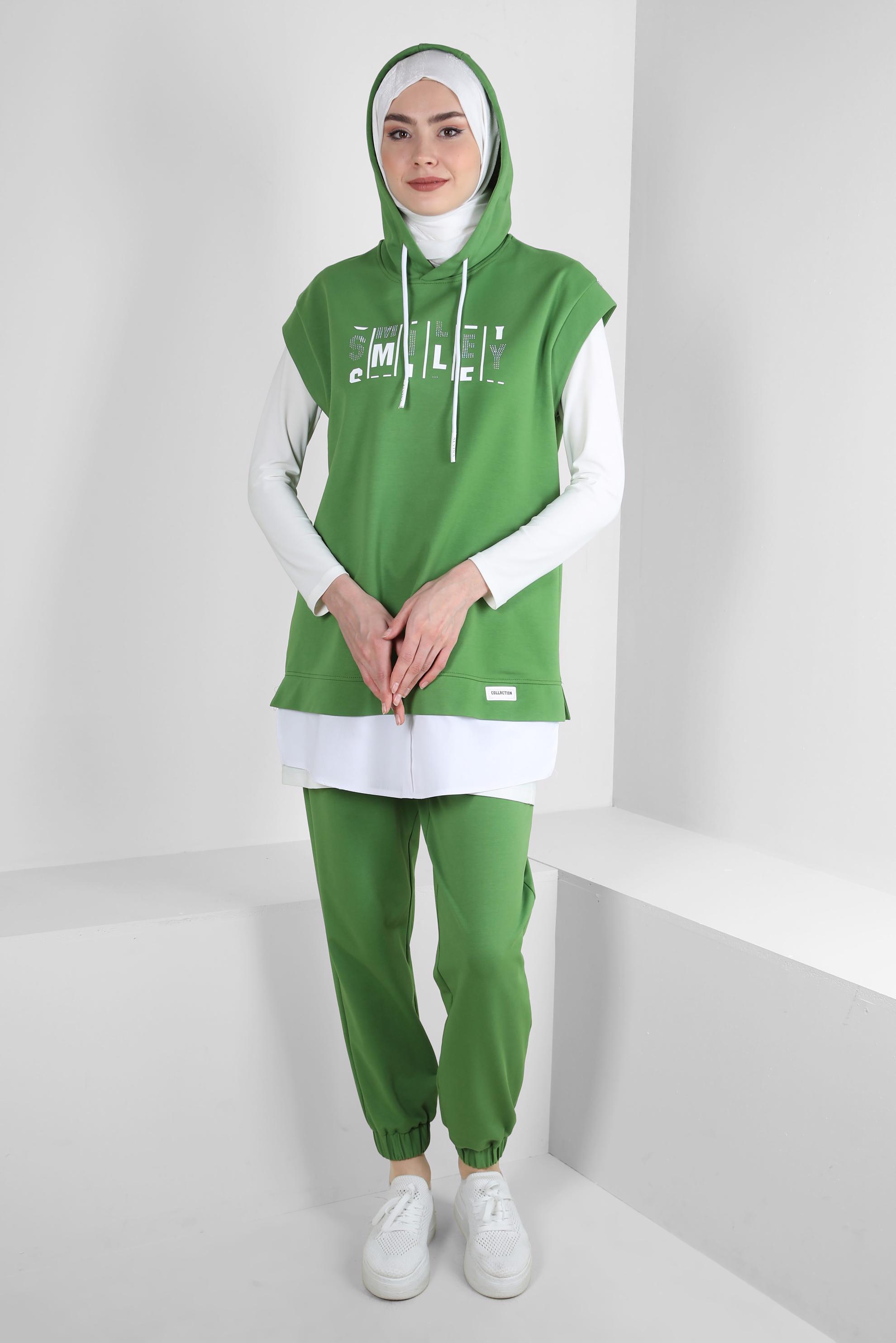 Tesettür giyim YEŞİL KAPÜŞONLU YAZI BASKILI İKİLİ EŞOFMAN TAKIMI 43552