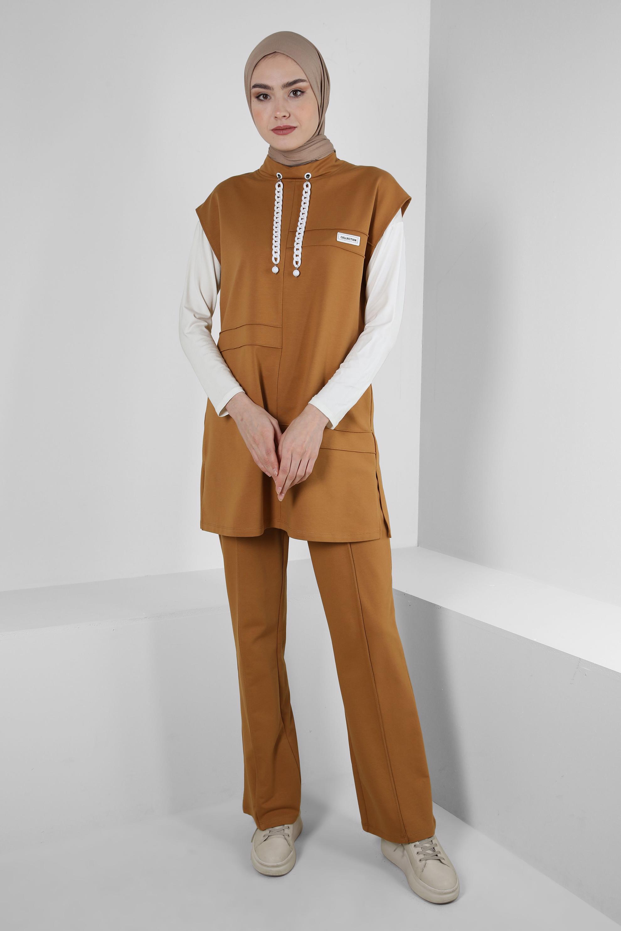 Tesettür giyim SARI ZİNCİR DETAYLI YANI YIRTMAÇLI İKİLİ EŞOFMAN TAKIM 43553