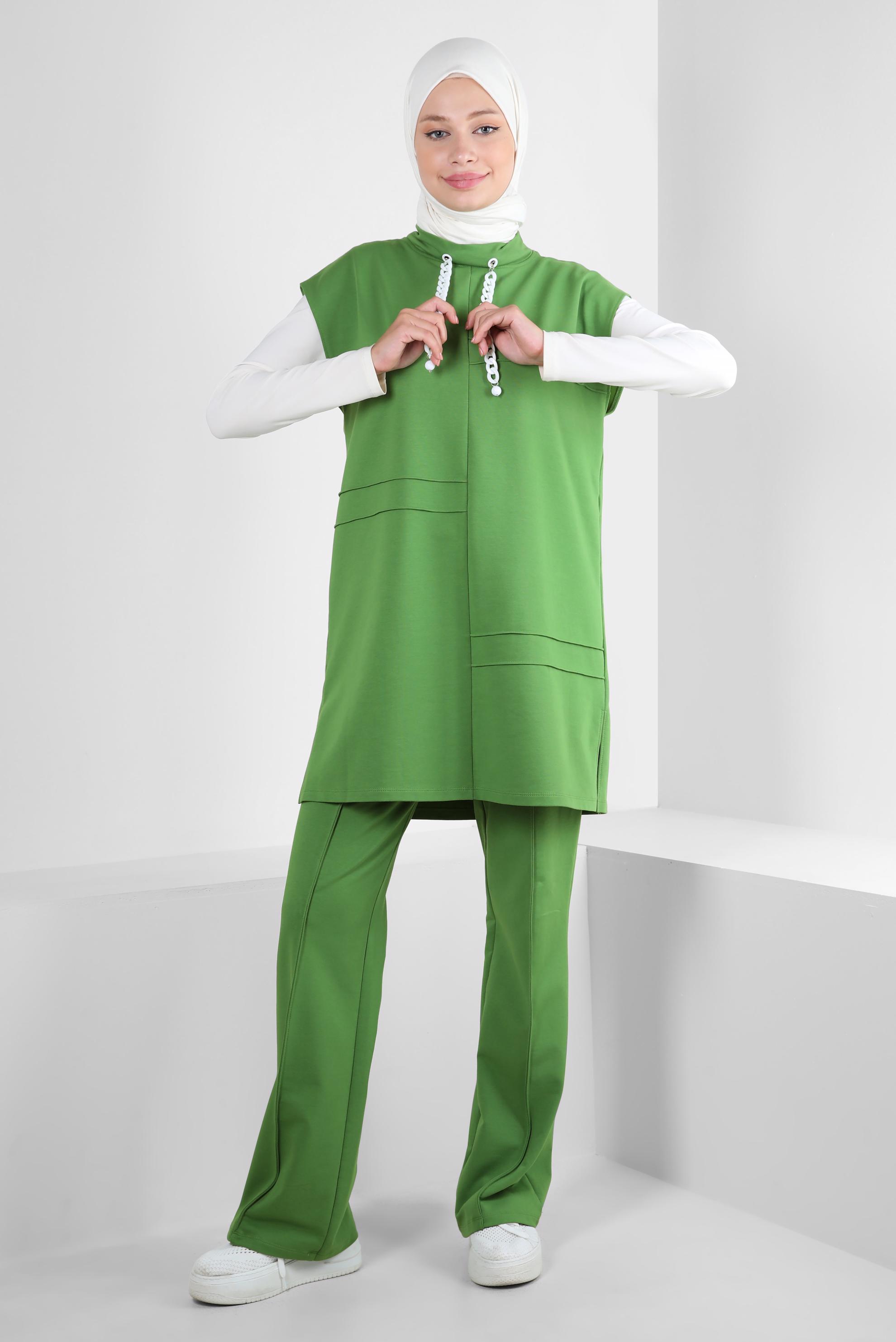 Tesettür giyim YEŞİL ZİNCİR DETAYLI YANI YIRTMAÇLI İKİLİ EŞOFMAN TAKIM 43553