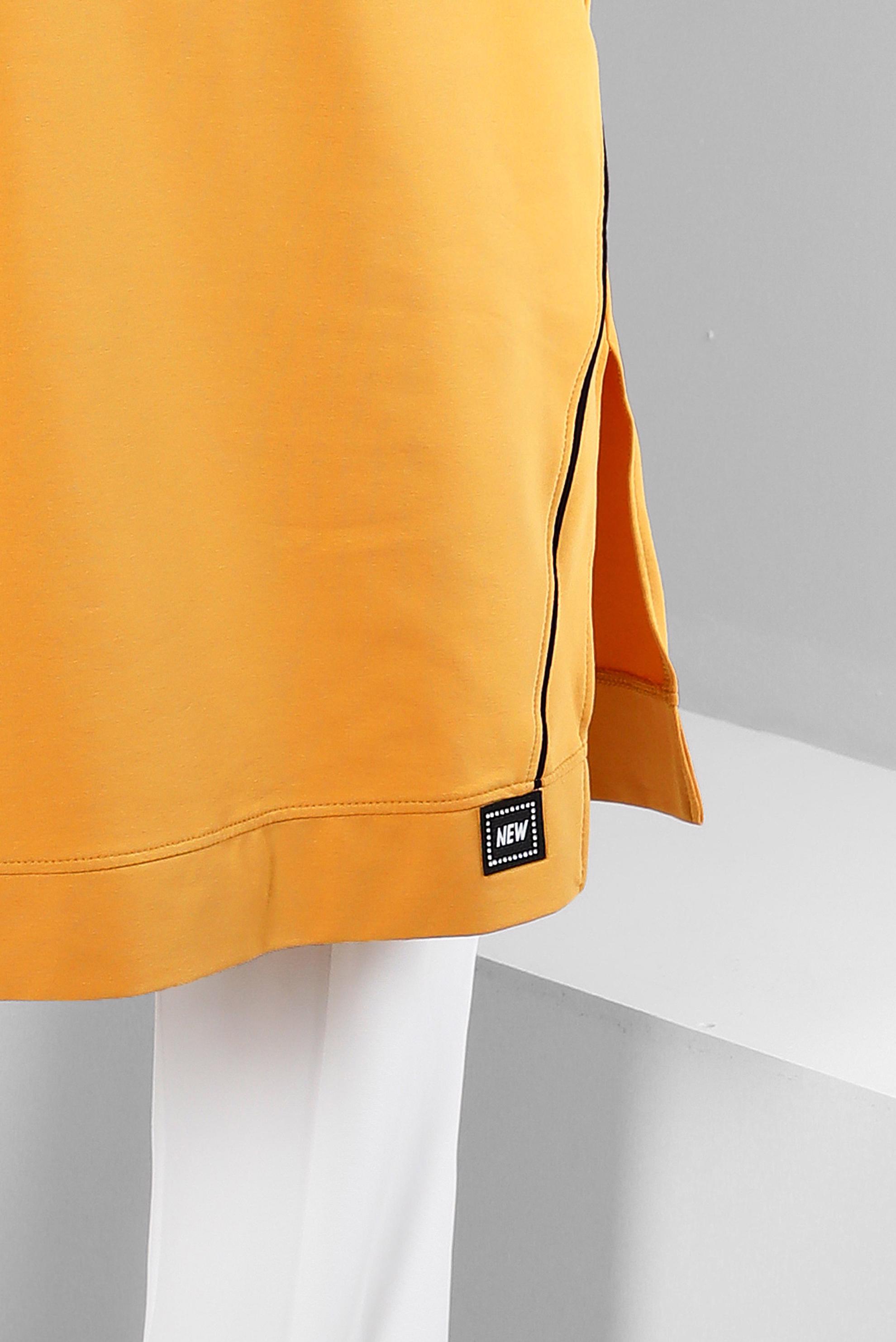 Tesettür giyim SARI KAPÜŞONLU TAŞ BASKI DETAYLI EŞOFMAN TUNİK 43554