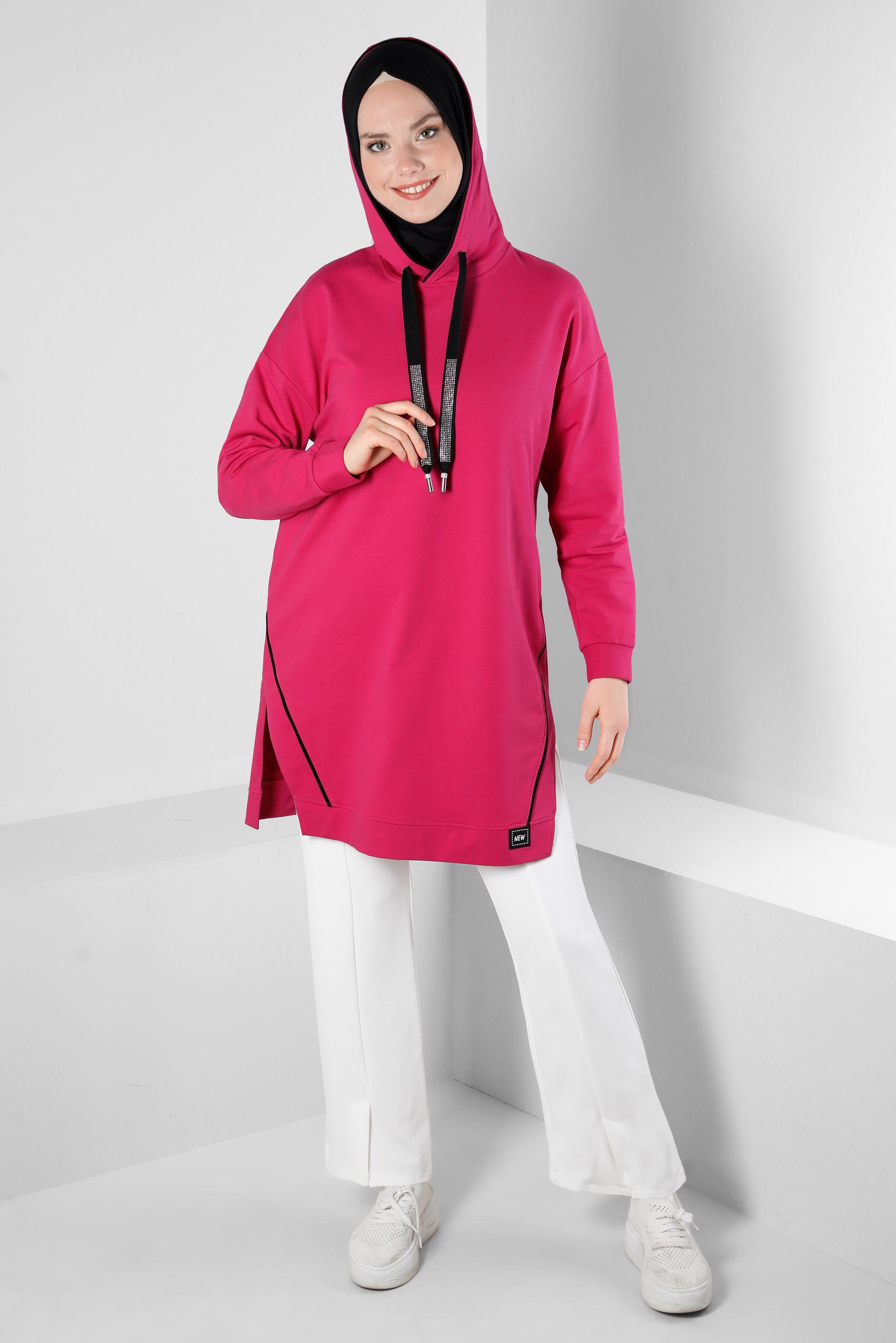 Tesettür giyim FUŞYA KAPÜŞONLU TAŞ BASKI DETAYLI EŞOFMAN TUNİK 43554