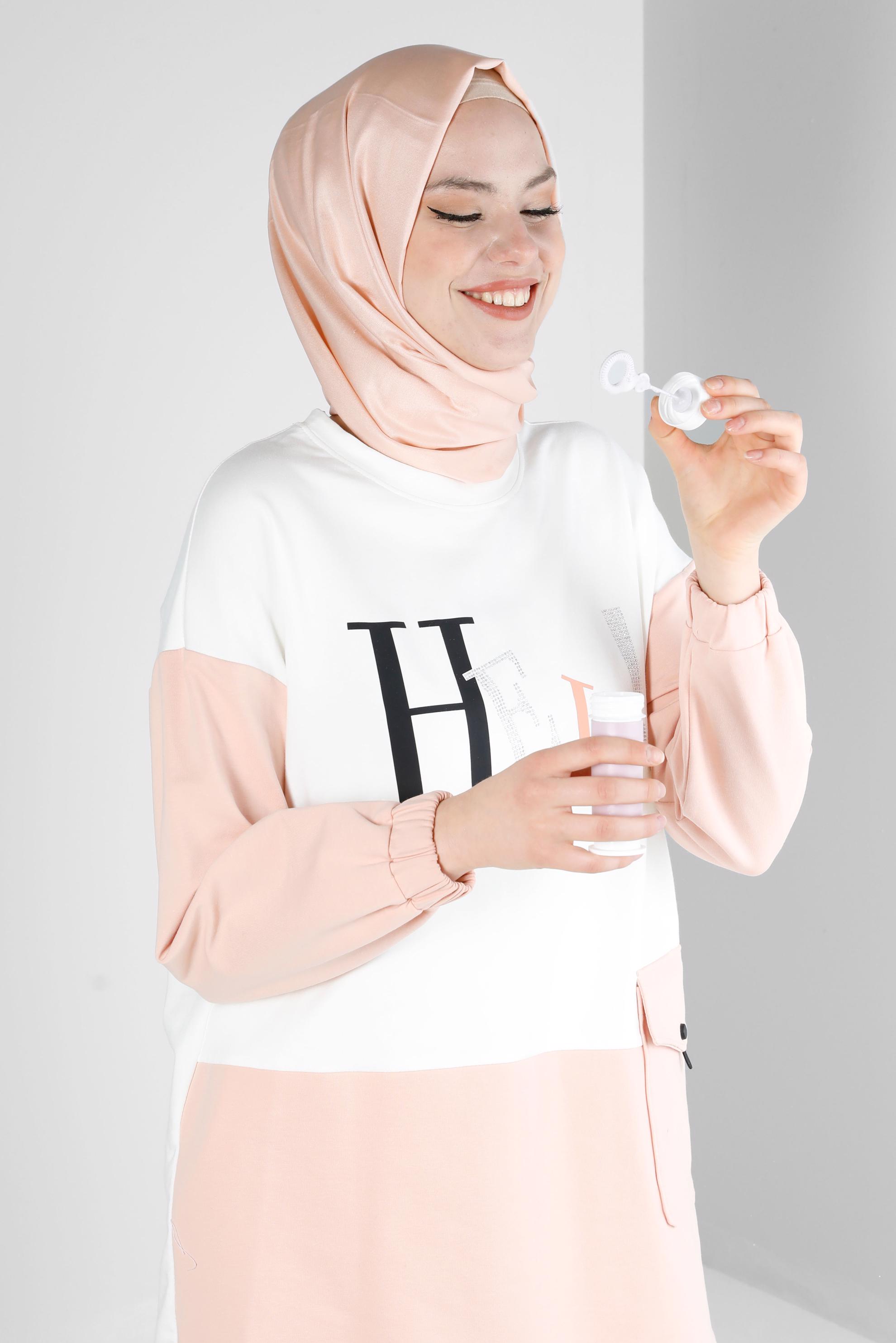 Tesettür giyim PUDRA YAZI BASKILI CEPLİ EŞOFMAN TUNİK 43555