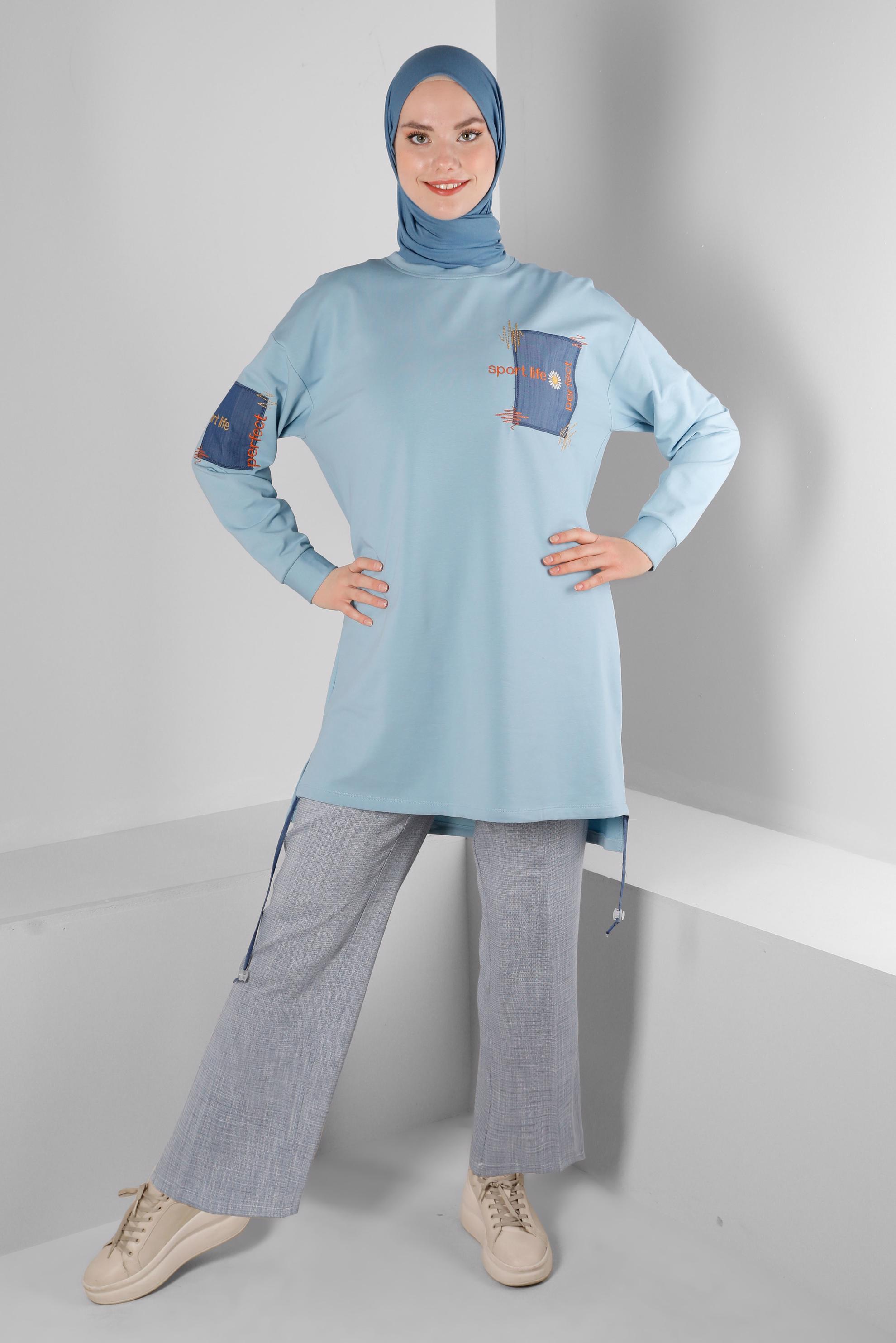 Tesettür giyim MAVİ BASKILI BÜZGÜ DETAYLI EŞOFMAN TUNİK 43557