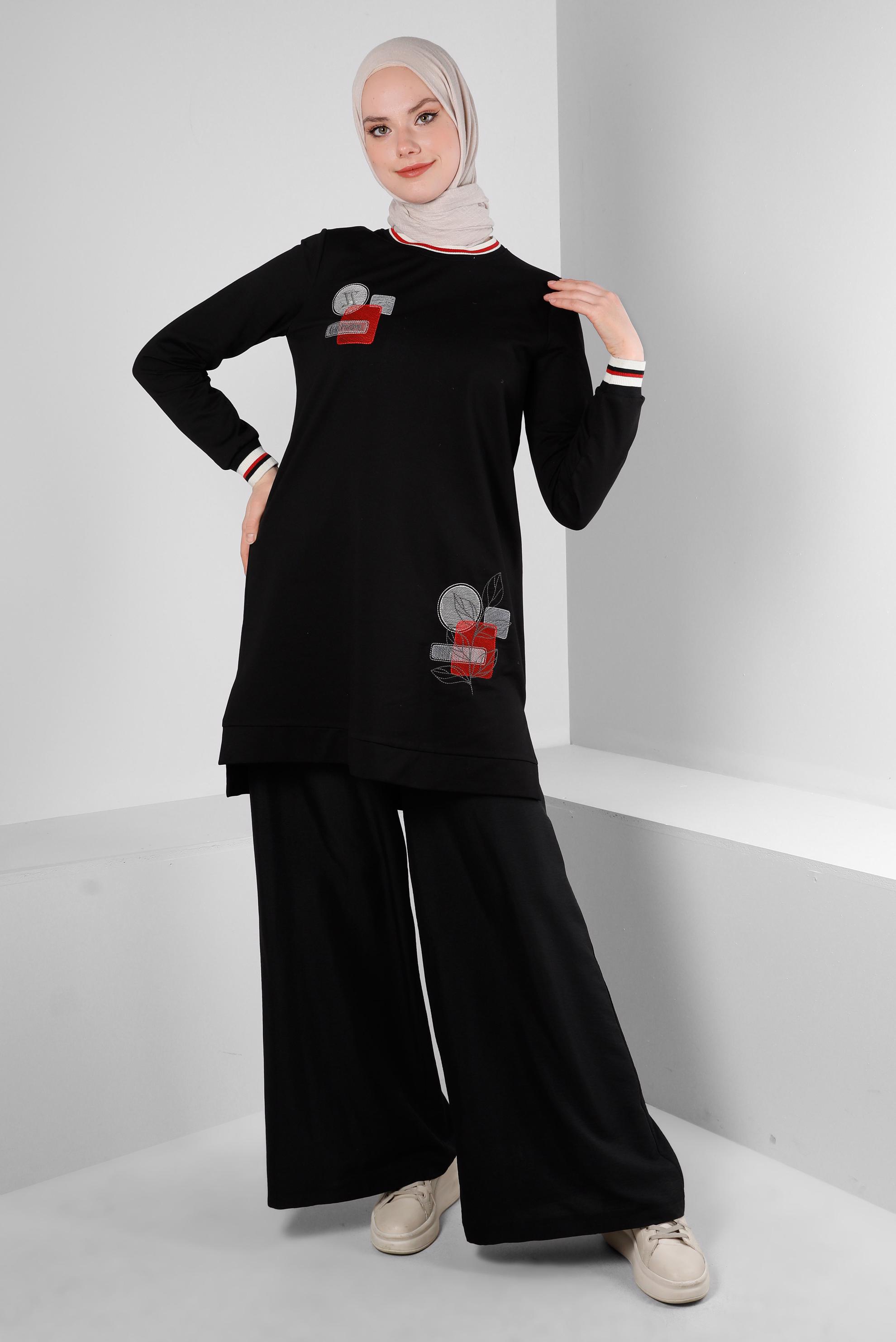 Tesettür giyim SİYAH BASKILI ŞERİT DETAYLI EŞOFMAN TUNİK 43559