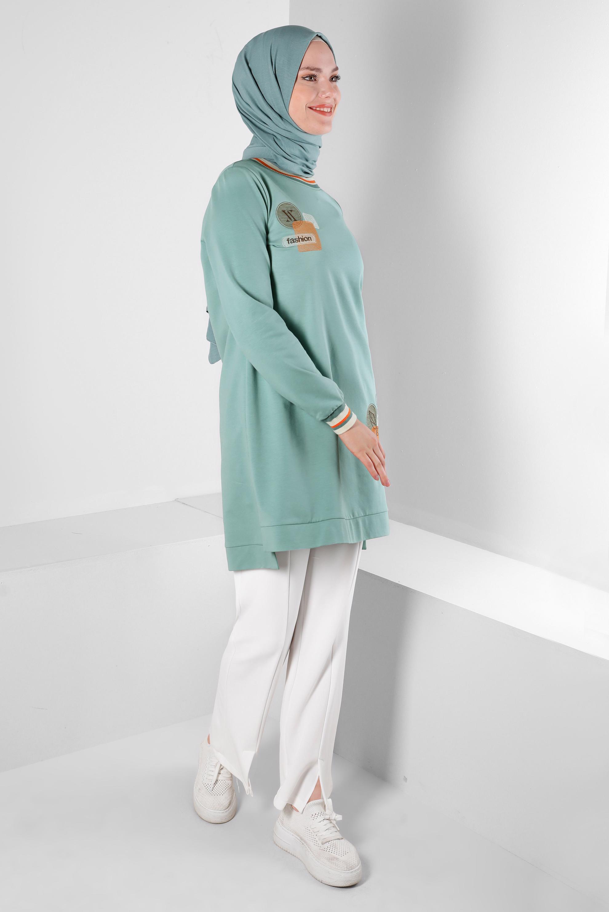 Tesettür giyim MAVİ BASKILI ŞERİT DETAYLI EŞOFMAN TUNİK 43559