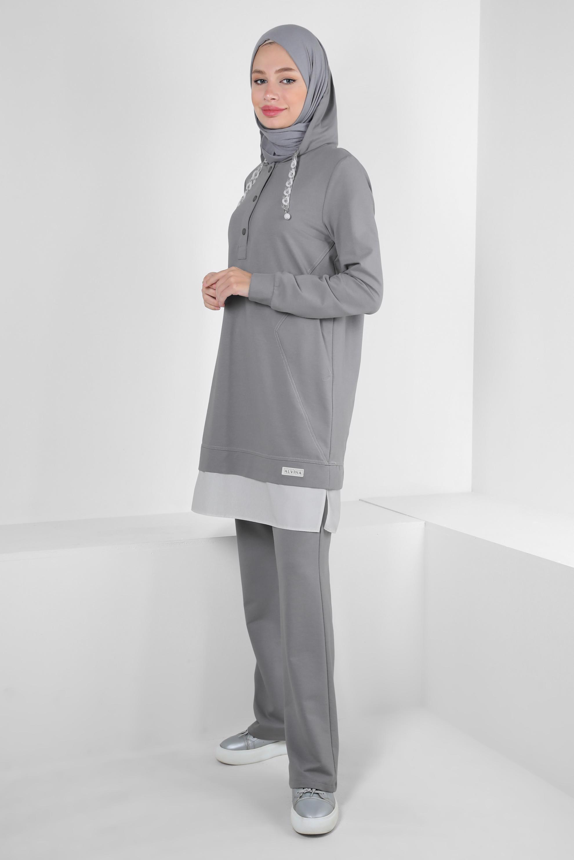 Tesettür giyim GRİ KAPÜŞONLU ZİNCİR DETAYLI İKİLİ PANTOLONLU EŞOFMAN TAKIMI 43594