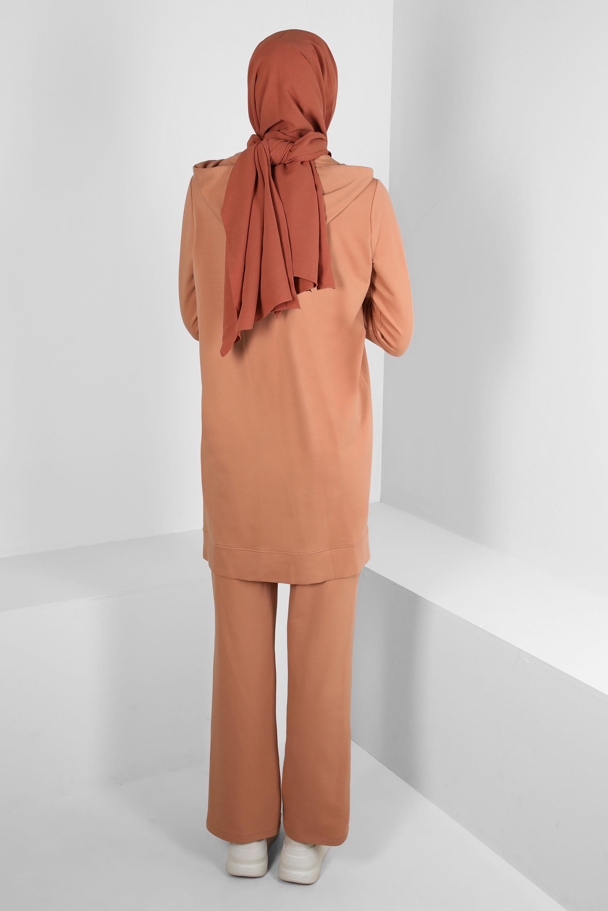 Tesettür giyim PEMBE KAPÜŞONLU ZİNCİR DETAYLI İKİLİ EŞOFMAN TAKIMI 43596