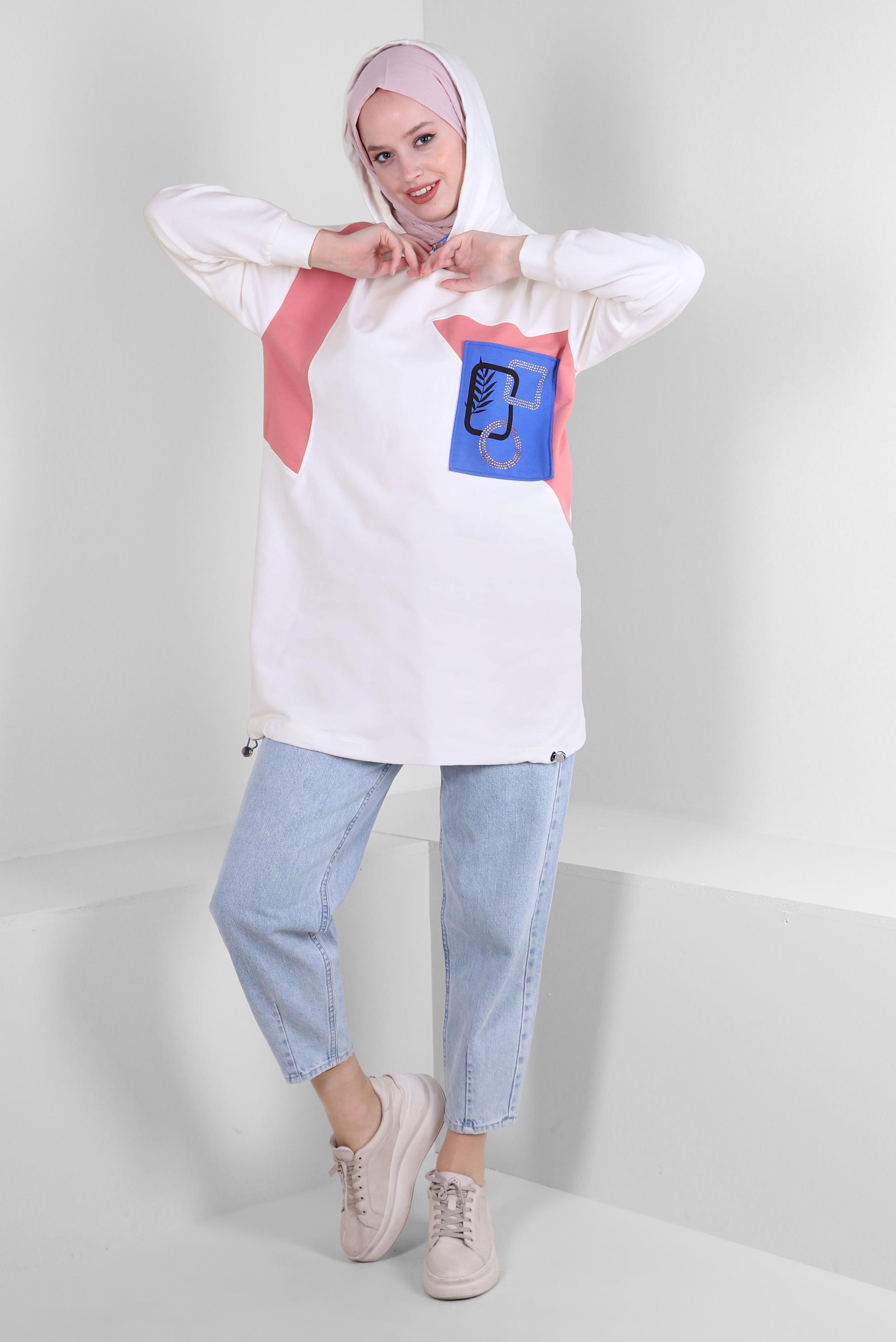 Tesettür giyim BEYAZ BASKI DETAYLI KAPÜŞONLU EŞOFMAN TUNİK 43622