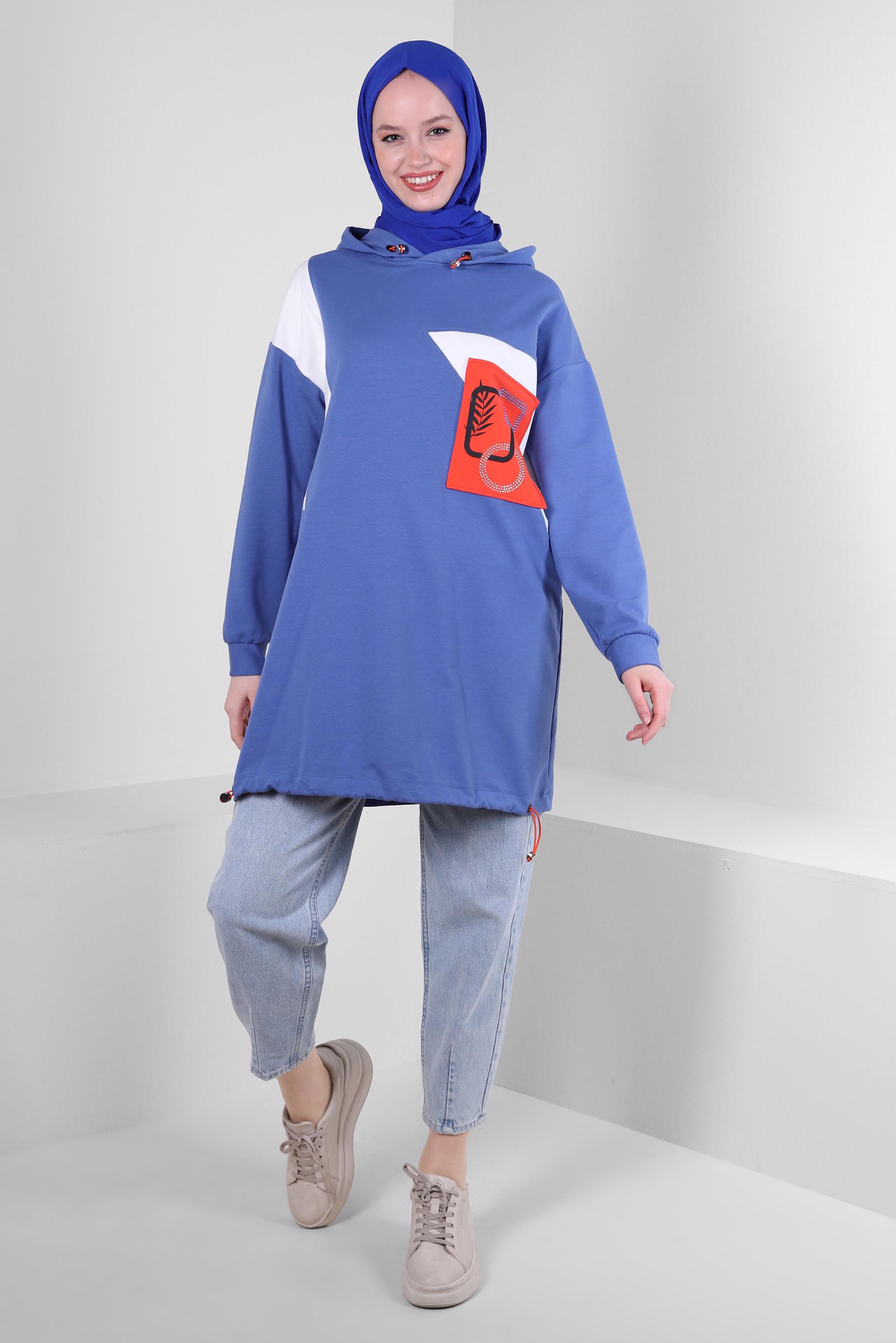 Tesettür giyim MAVİ BASKI DETAYLI KAPÜŞONLU EŞOFMAN TUNİK 43622