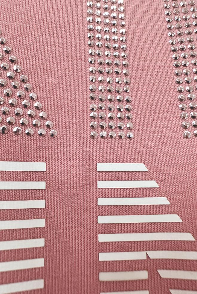 Tesettür giyim PEMBE YAZI BASKILI EŞOFMAN ELBİSE 43663 - ALVİNA