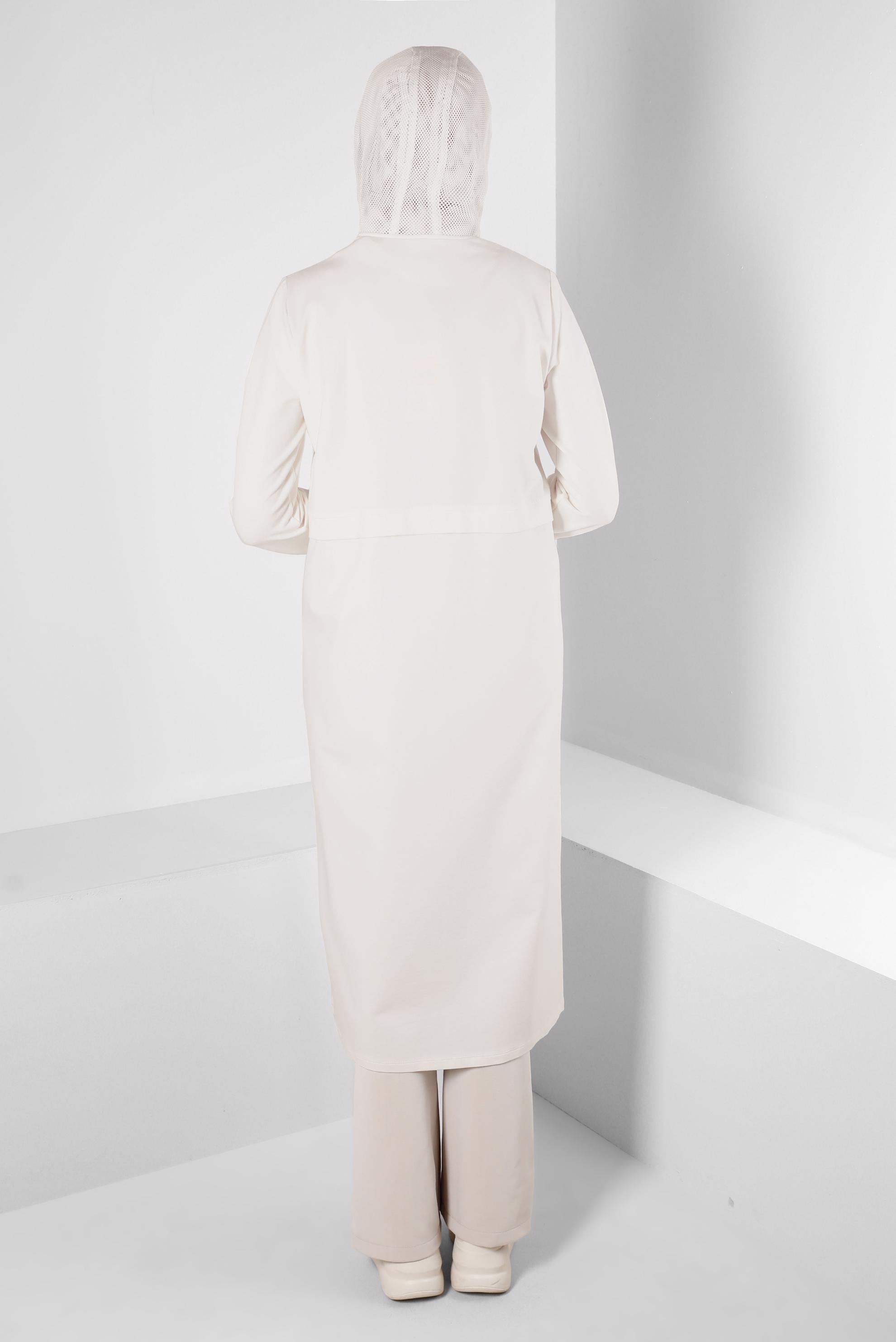 Tesettür giyim BEYAZ KAPÜŞONLU CEP DETAYLI EŞOFMAN TUNİK 43665