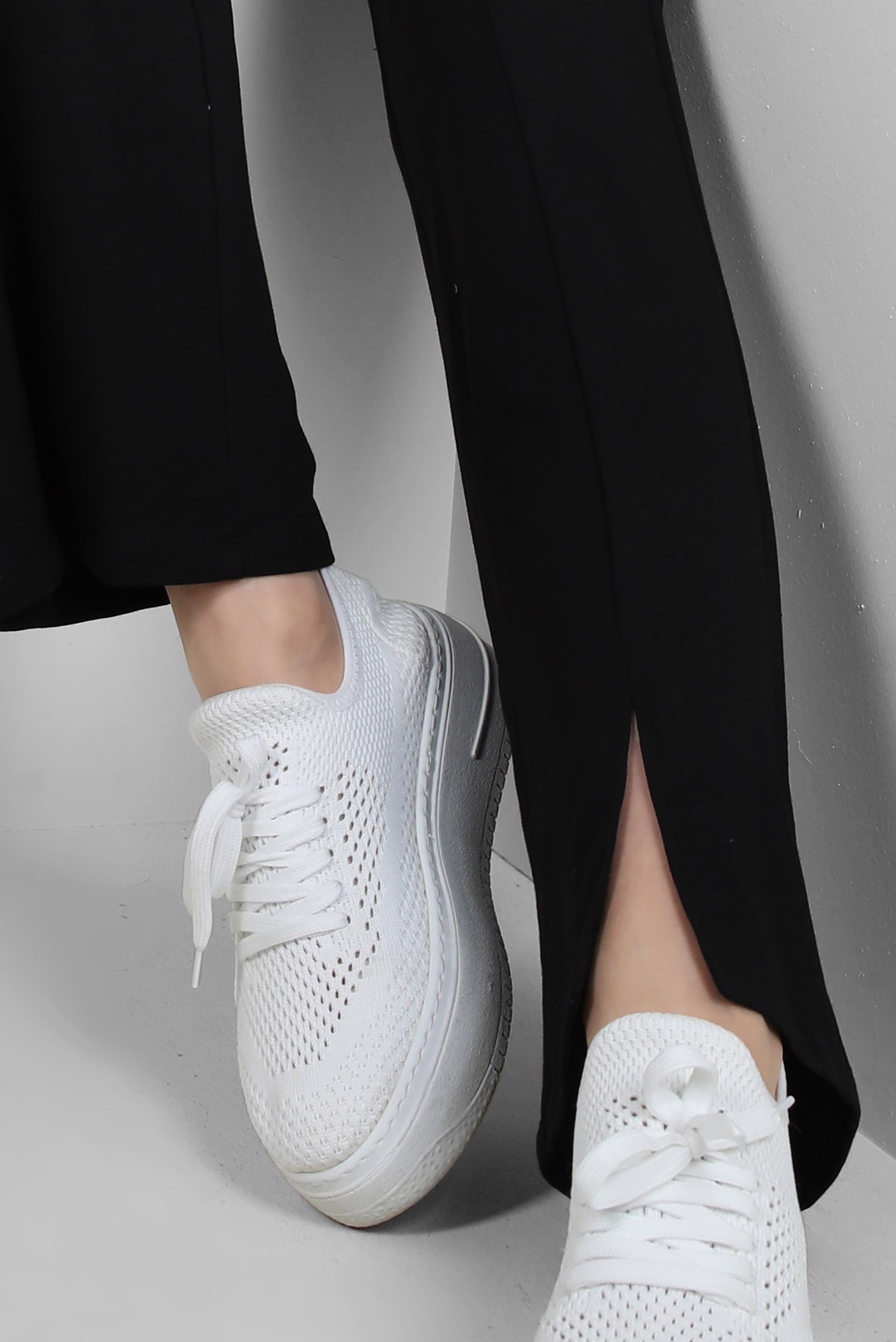 Tesettür giyim SİYAH BASKILI PAÇASI YIRTMAÇLI İKİLİ EŞOFMAN TAKIMI 43690