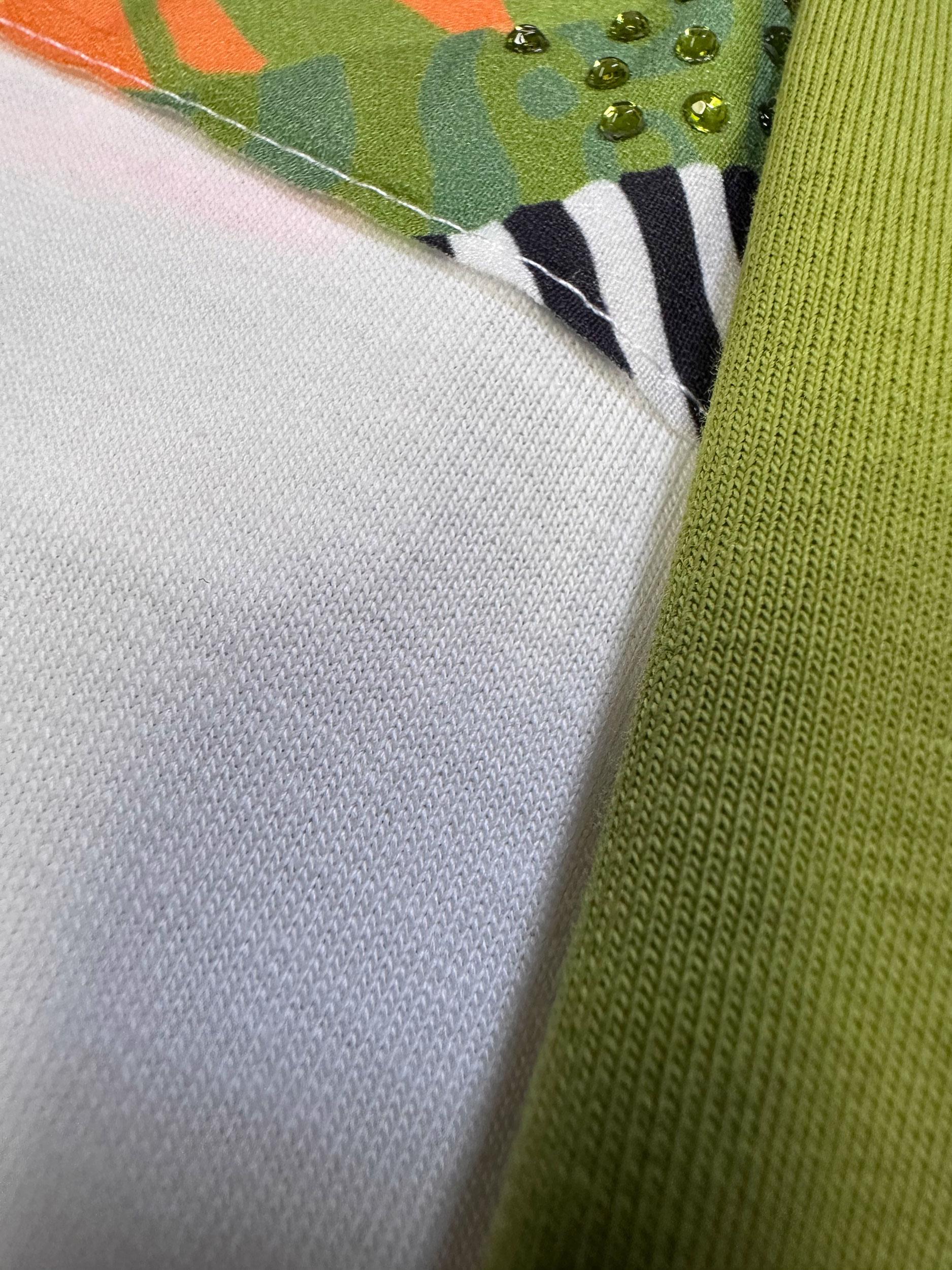 Vêtements hijab VERT ENSEMBLE DE SURVÊTEMENT TAILLE ÉLASTIQUE IMPRIMÉ AVEC JUPE 43691