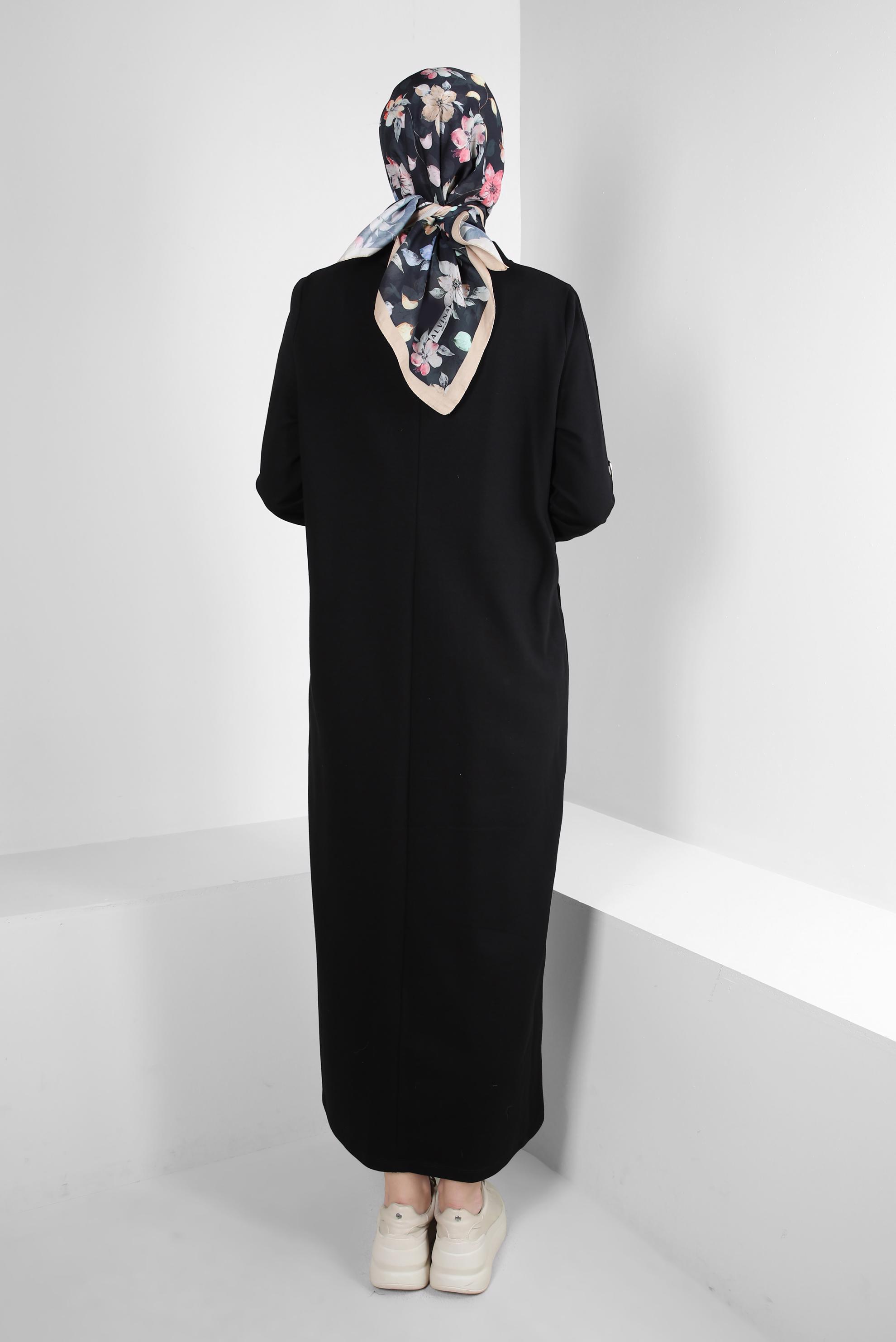 Tesettür giyim SİYAH YAZI BASKILI BAĞCIK DETAYLI EŞOFMAN ELBİSE 43693