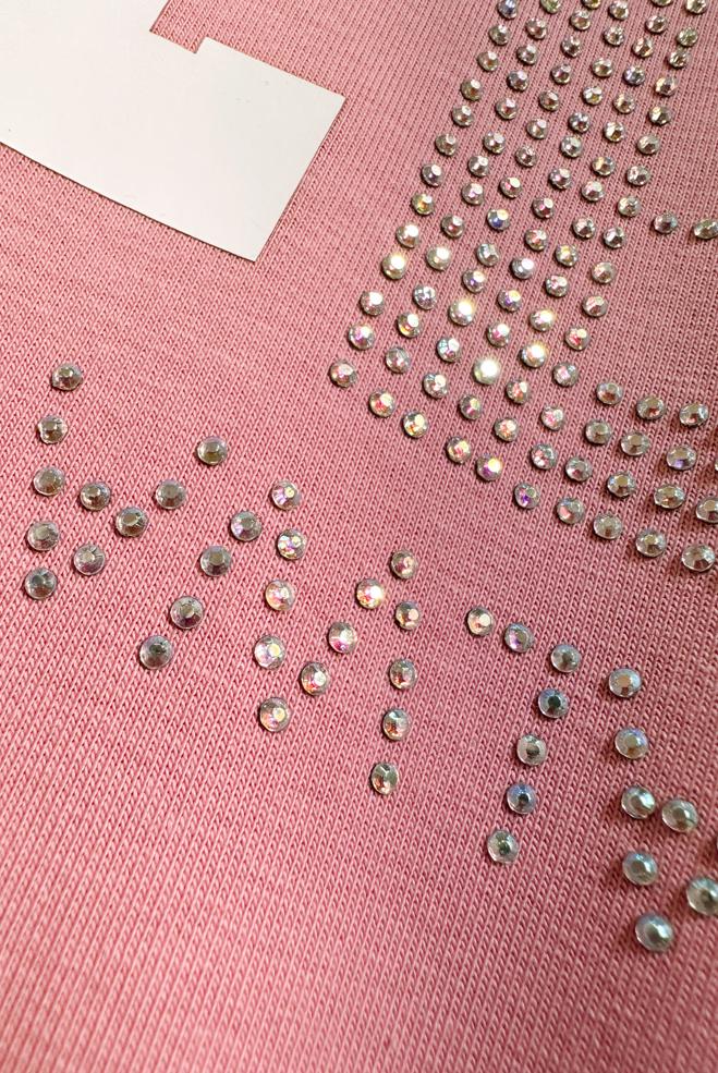 Tesettür giyim PEMBE YAZI BASKILI BAĞCIK DETAYLI EŞOFMAN ELBİSE 43693 - ALVİNA