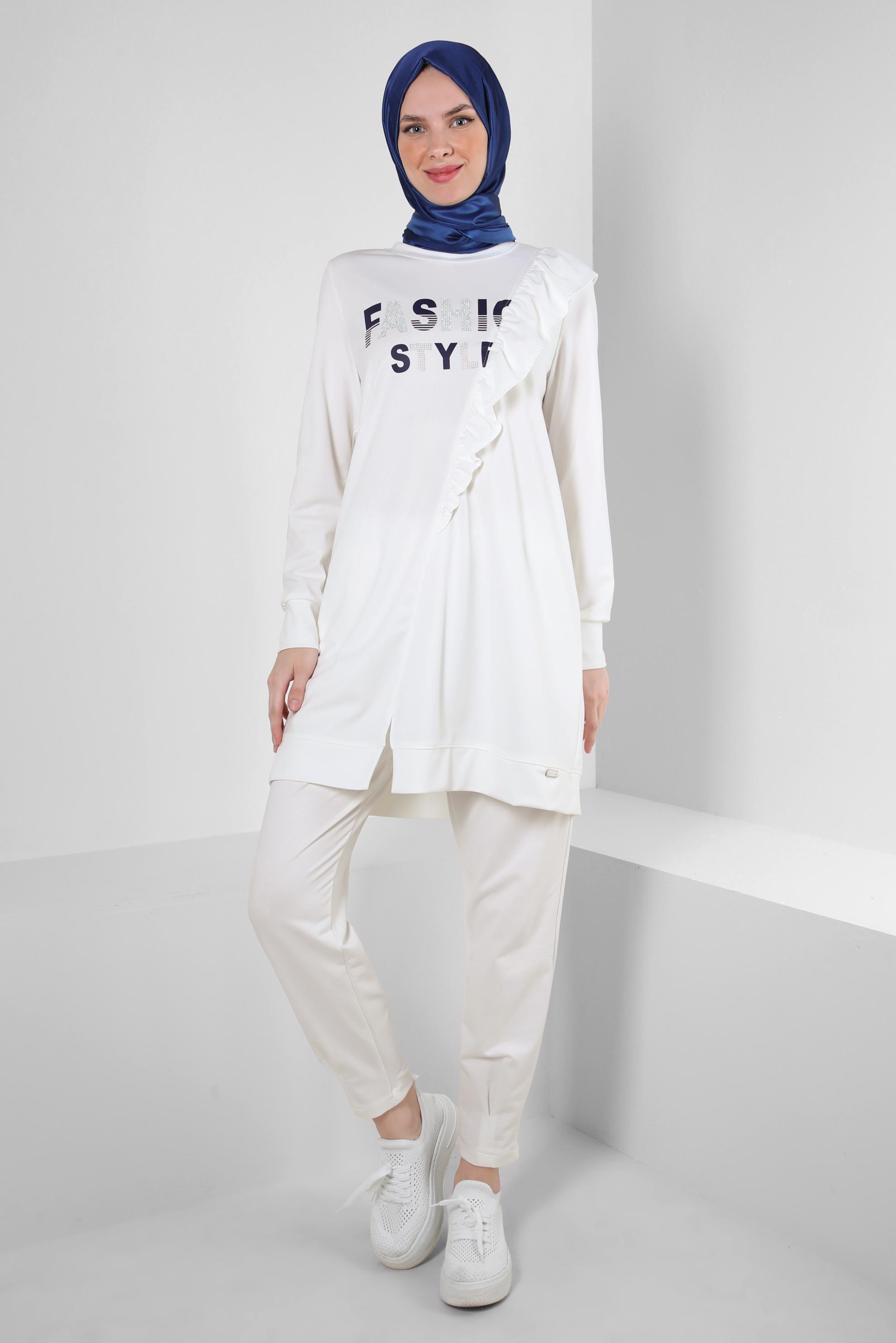Tesettür giyim BEYAZ YAZI BASKILI FIRFIR DETAYLI EŞOFMAN TUNİK 43699