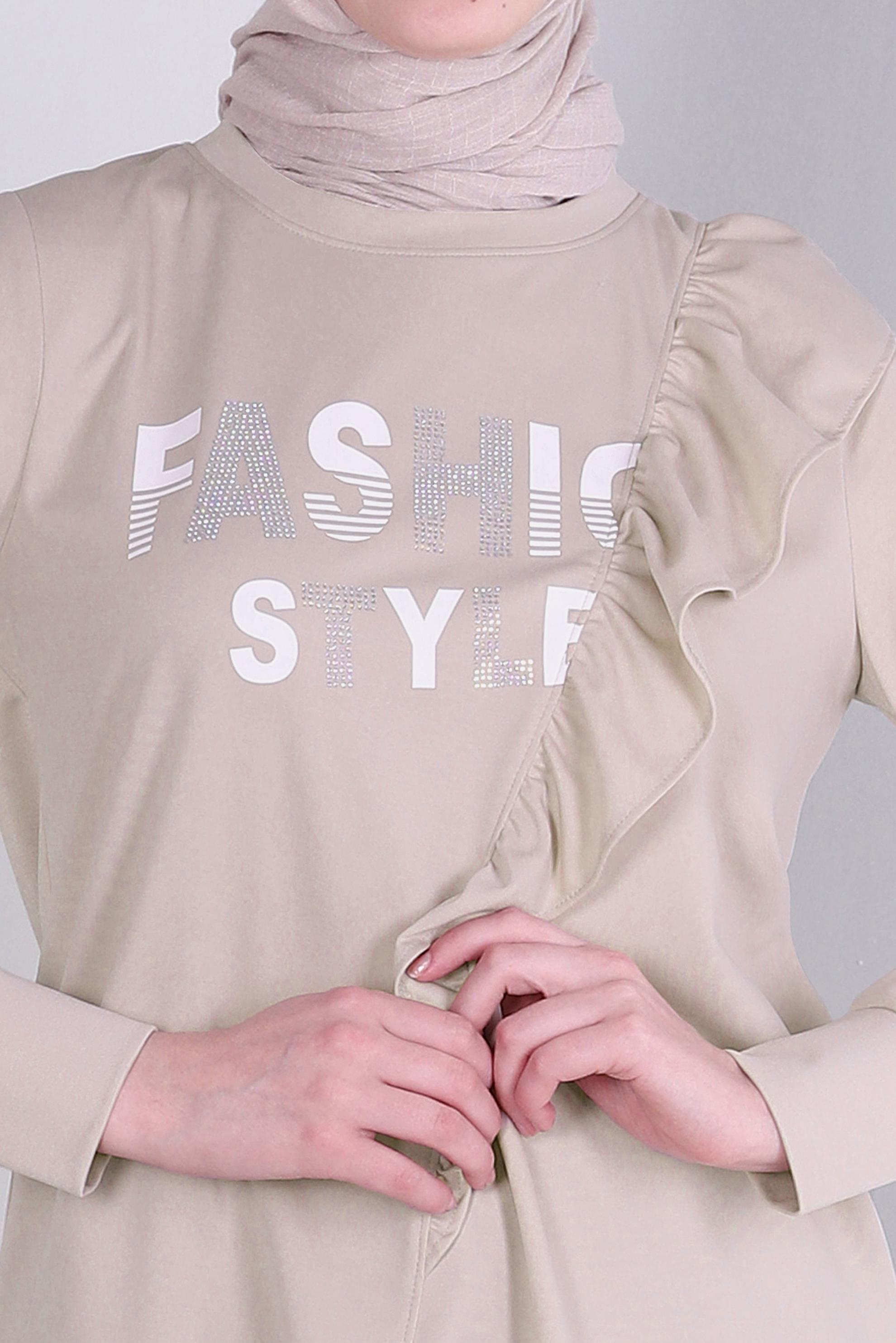 Tesettür giyim BEJ YAZI BASKILI FIRFIR DETAYLI EŞOFMAN TUNİK 43699