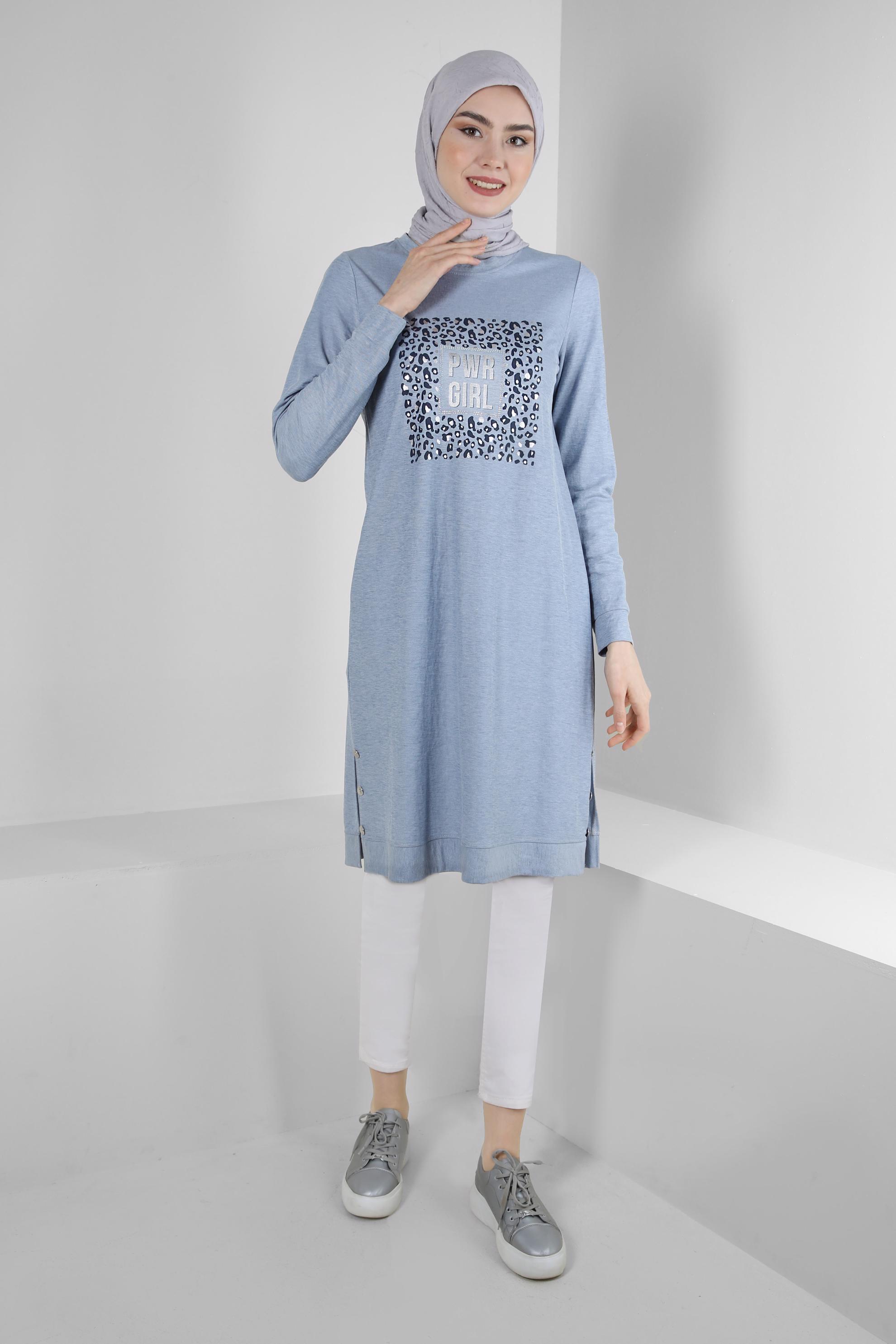 Tesettür giyim MAVİ LEOPAR DESENLİ YAZI BASKILI EŞOFMAN TUNİK 43700