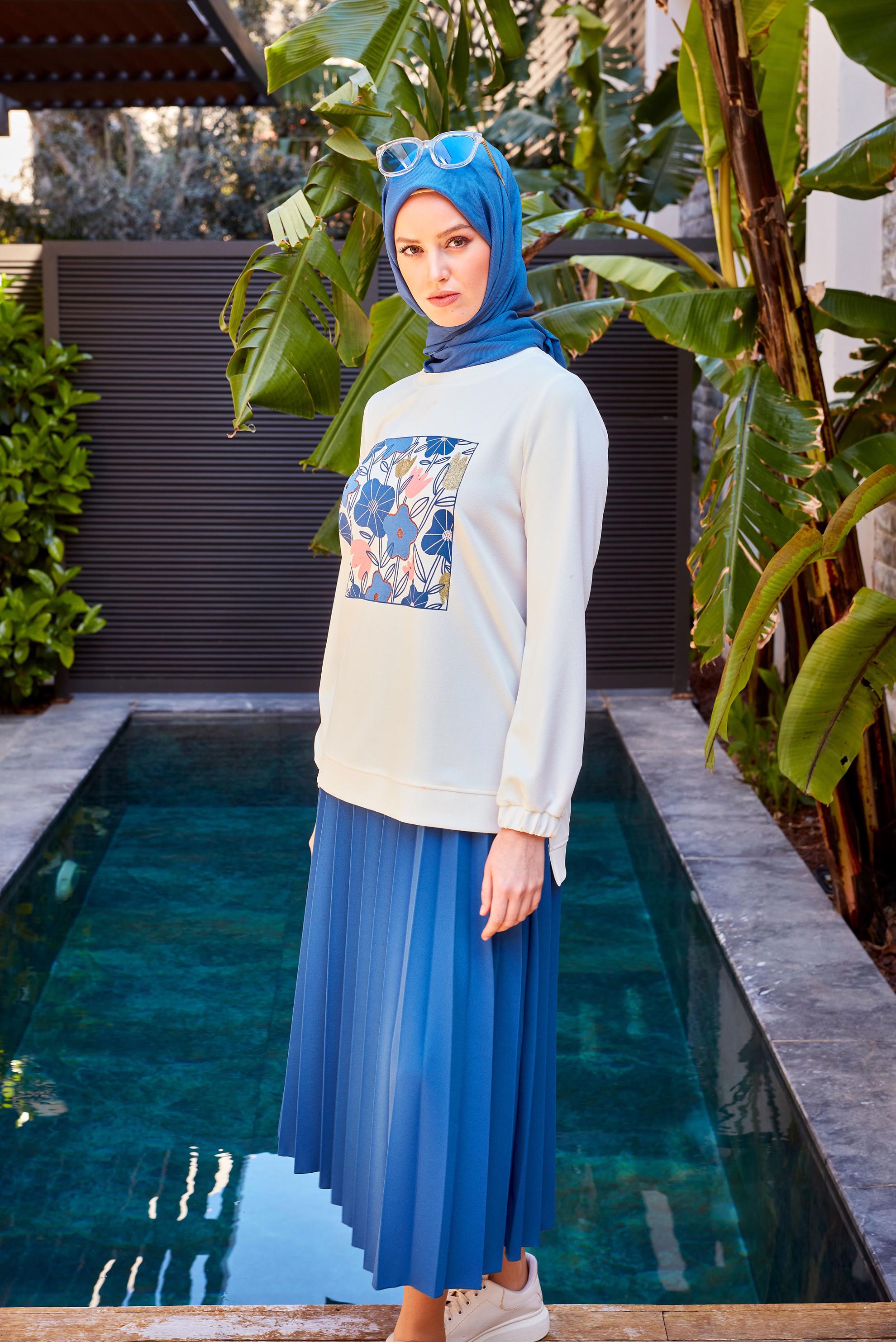 Vêtements hijab BLEU ENSEMBLE SURVÊTEMENT PLISSÉ IMPRIMÉ AVEC JUPE 43723