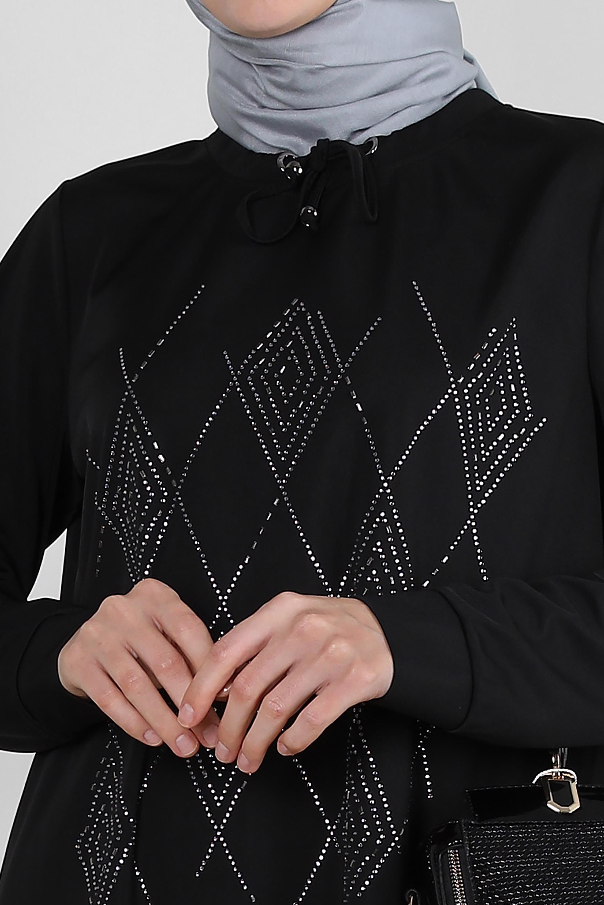 Tesettür giyim SİYAH TAŞ BASKI DETAYLI PANTOLONLU EŞOFMAN TAKIM 43726