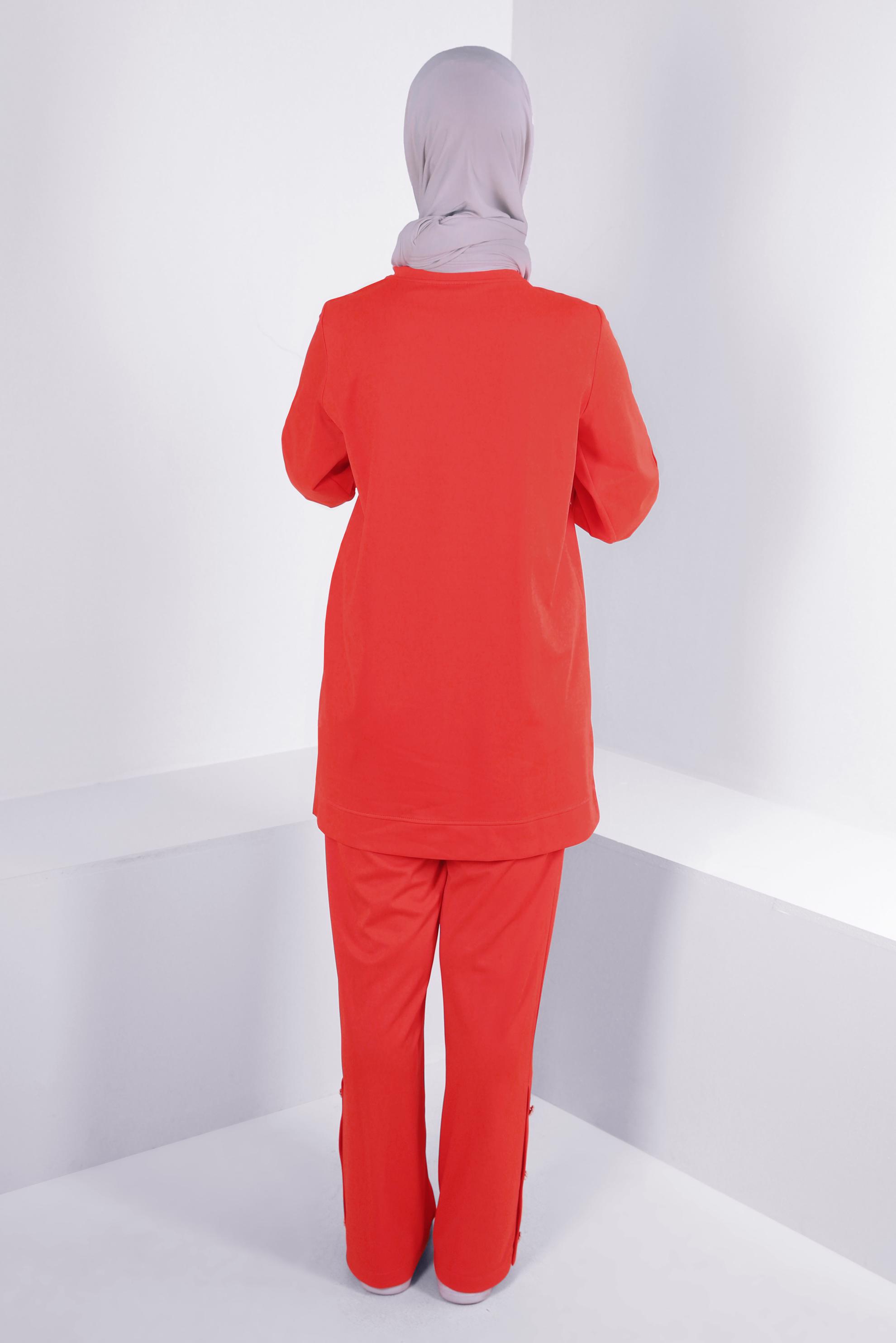 Tesettür giyim KIRMIZI TAŞ DETAYLI DÜĞMELİ İKİLİ PANTOLONLU TAKIM 43727