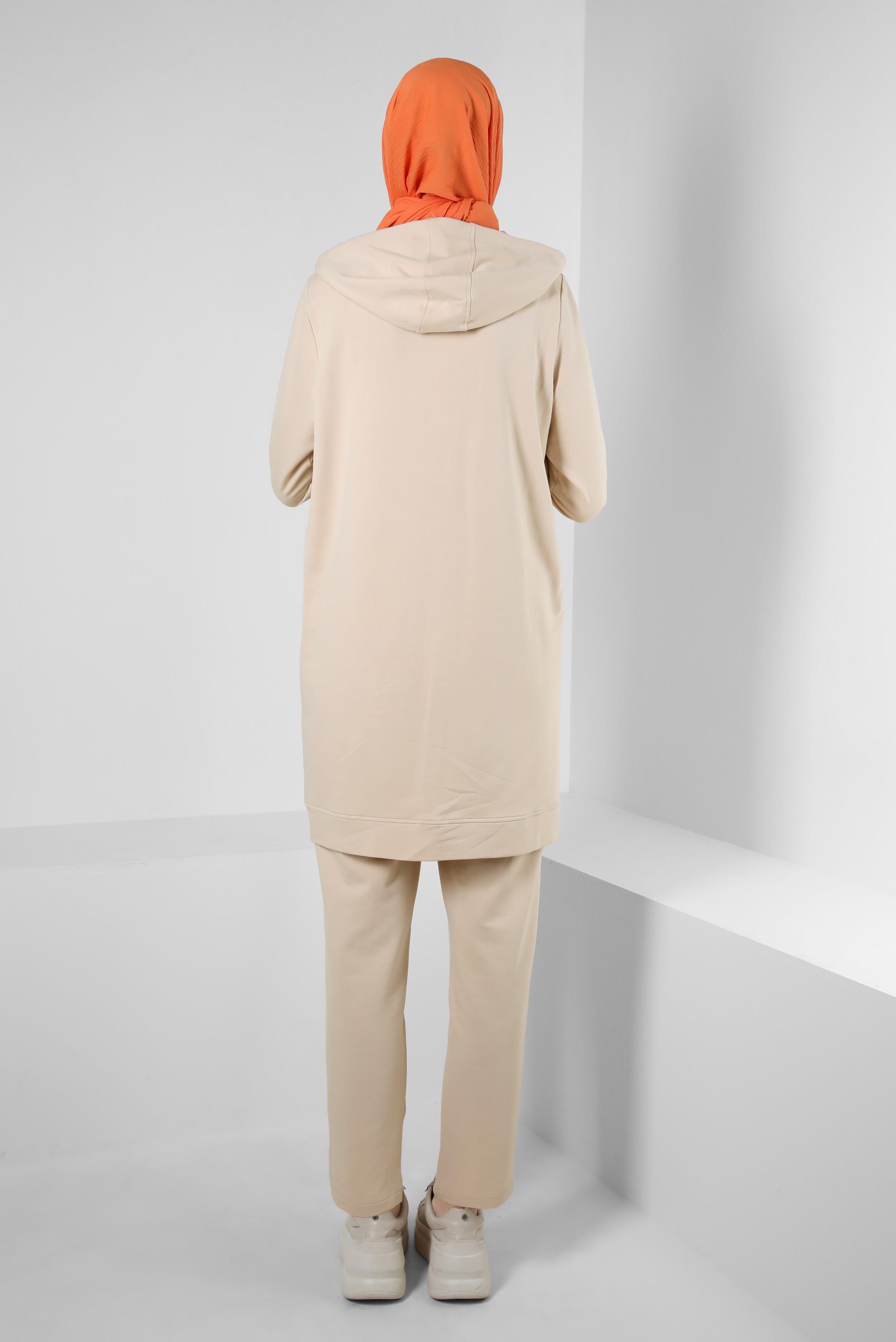 Tesettür giyim BEJ KAPÜŞONLU PANTOLONLU EŞOFMAN TAKIMI 43728