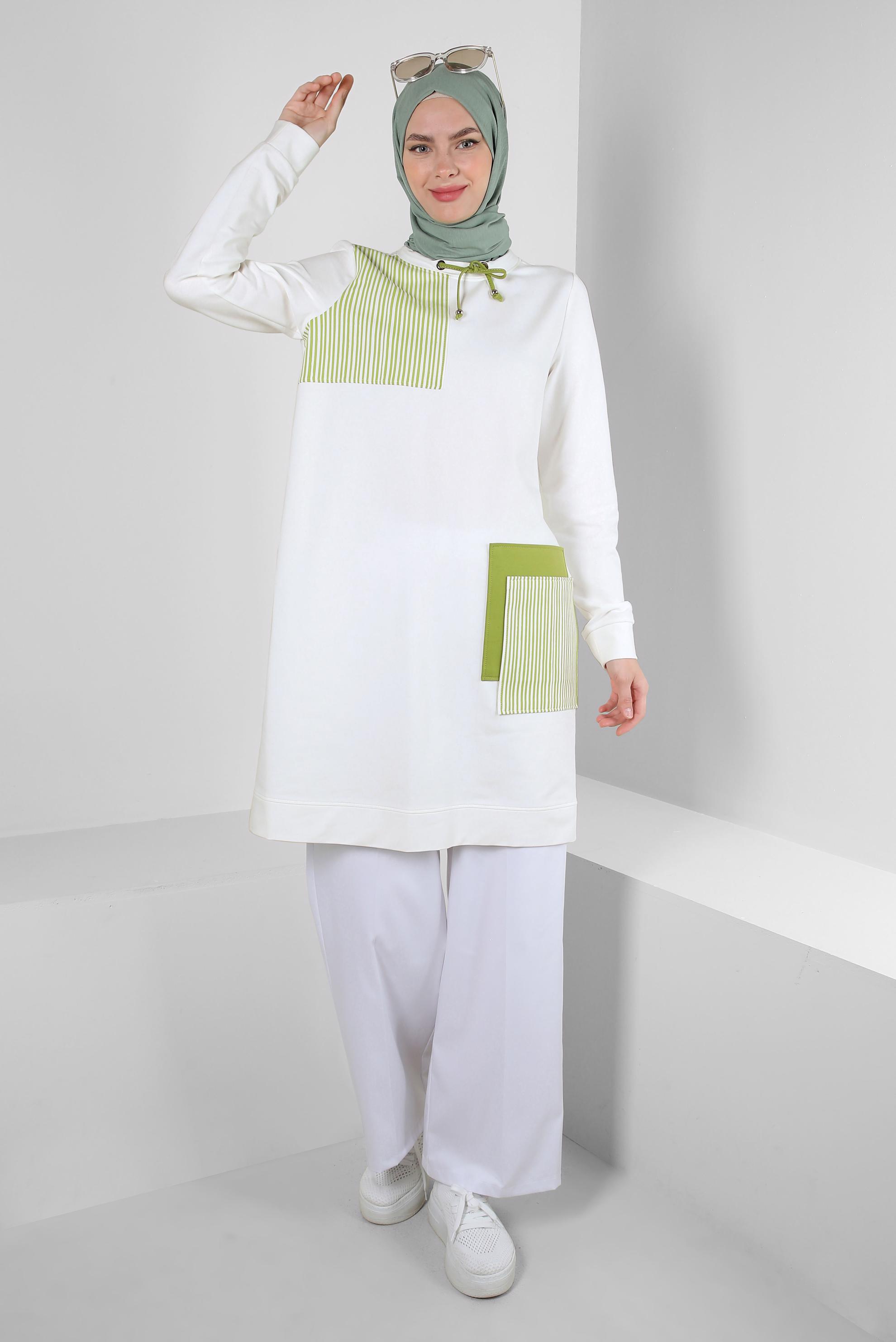 Tesettür giyim BEYAZ ÇİZGİ DETAYLI YAKASI BÜZGÜLÜ EŞOFMAN TUNİK 43785