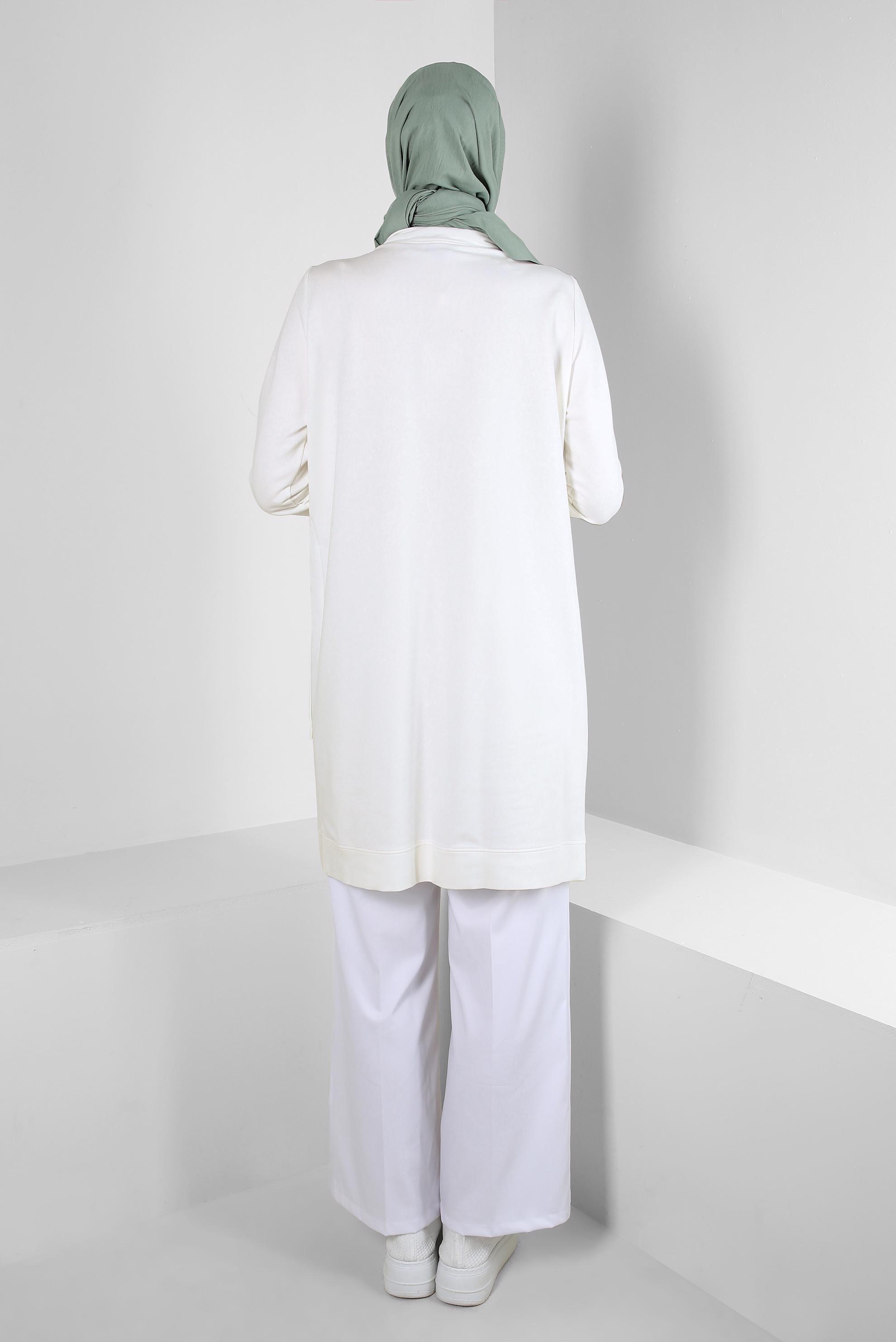 Tesettür giyim BEYAZ ÇİZGİ DETAYLI YAKASI BÜZGÜLÜ EŞOFMAN TUNİK 43785